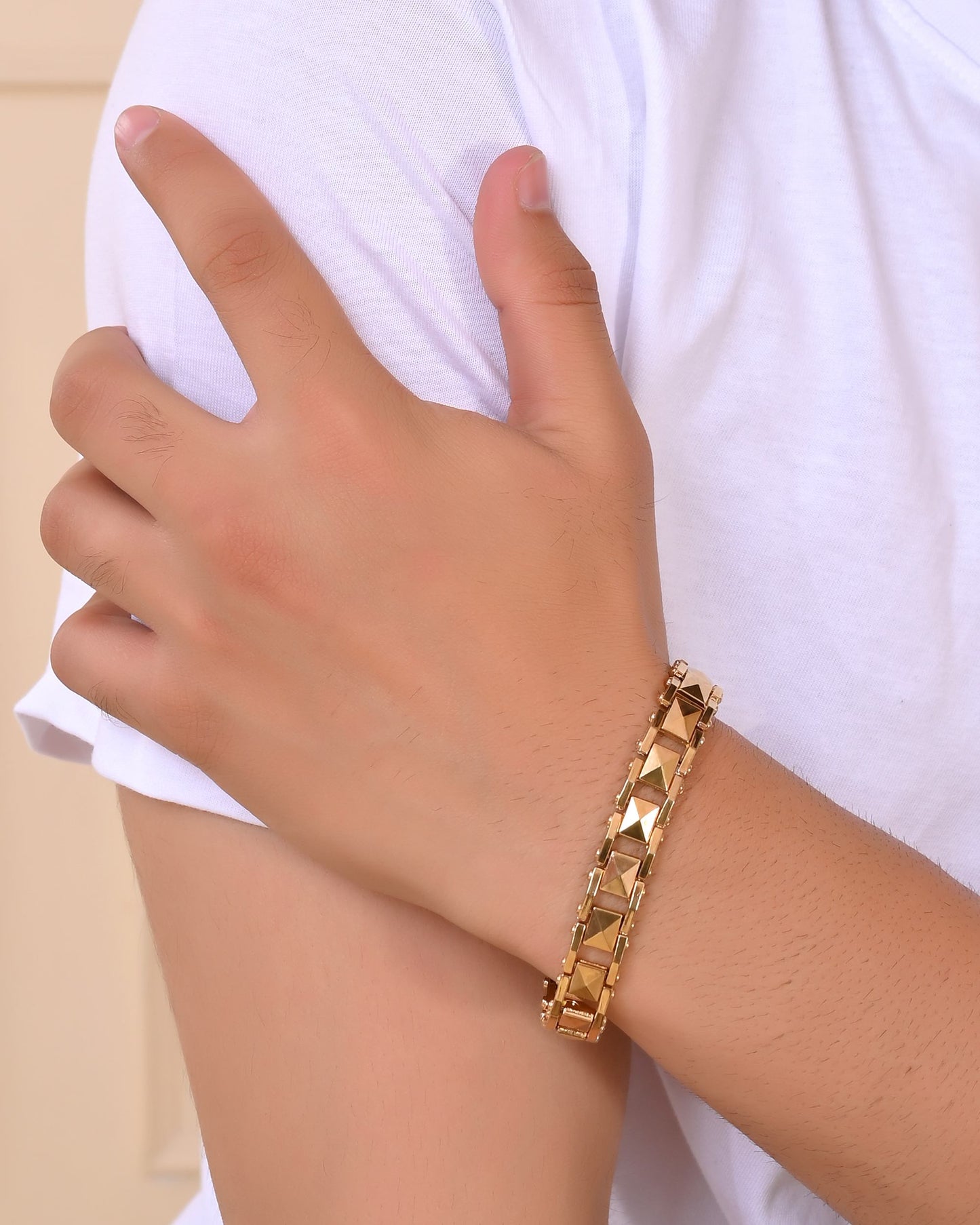 VOJ Geometric Design Gold Polished Bracelet - Swadesiicart