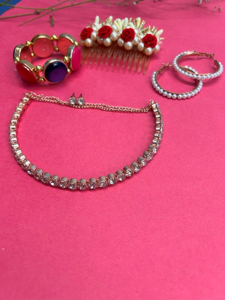 VOJ Valantine Gift Set of Gold-Polished Jewellery | Swadesiicart