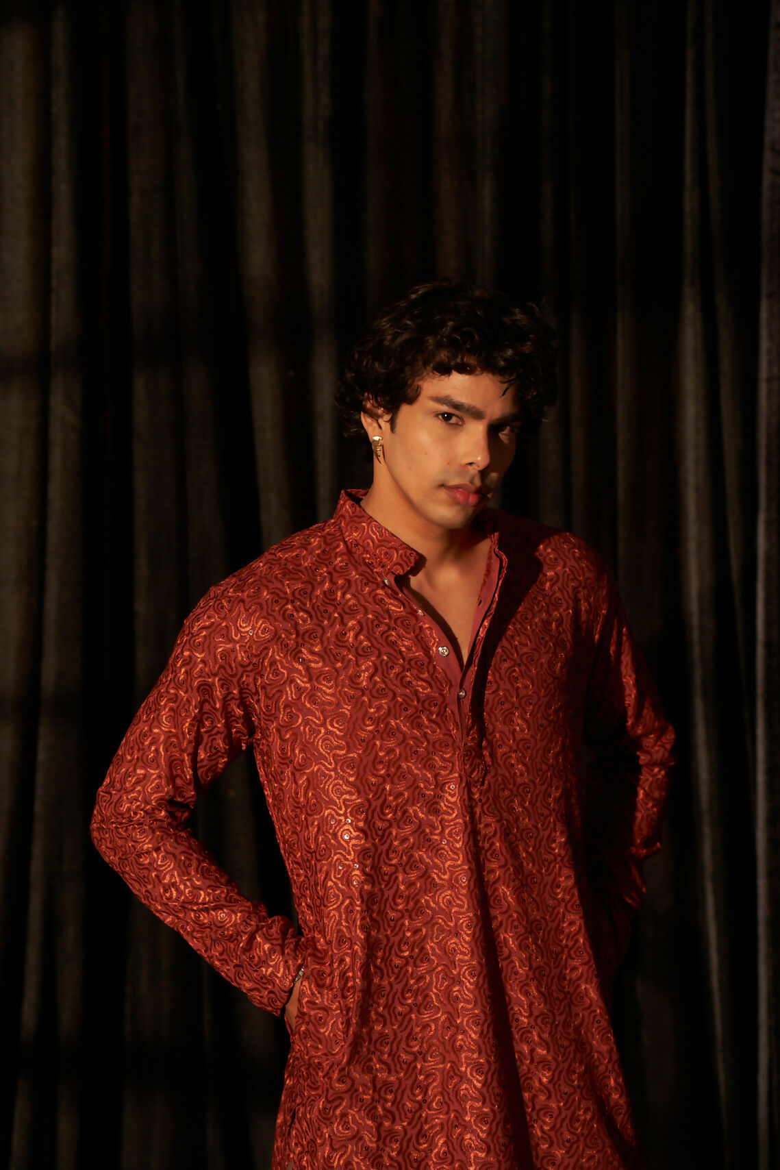 Berry Red Viscose Chikankari Embroidery Work Men's Kurta Set - Mahotsav | Swadesiicart