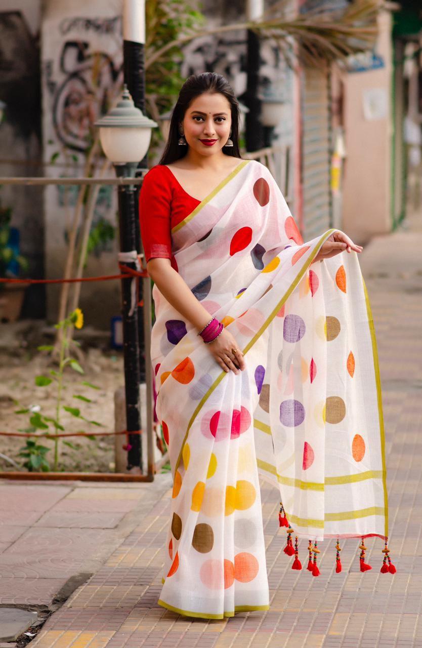 White Pure Linen Ethnic Motifs Saree with Unstitched Blouse - Hiral Fashion | Swadesiicart