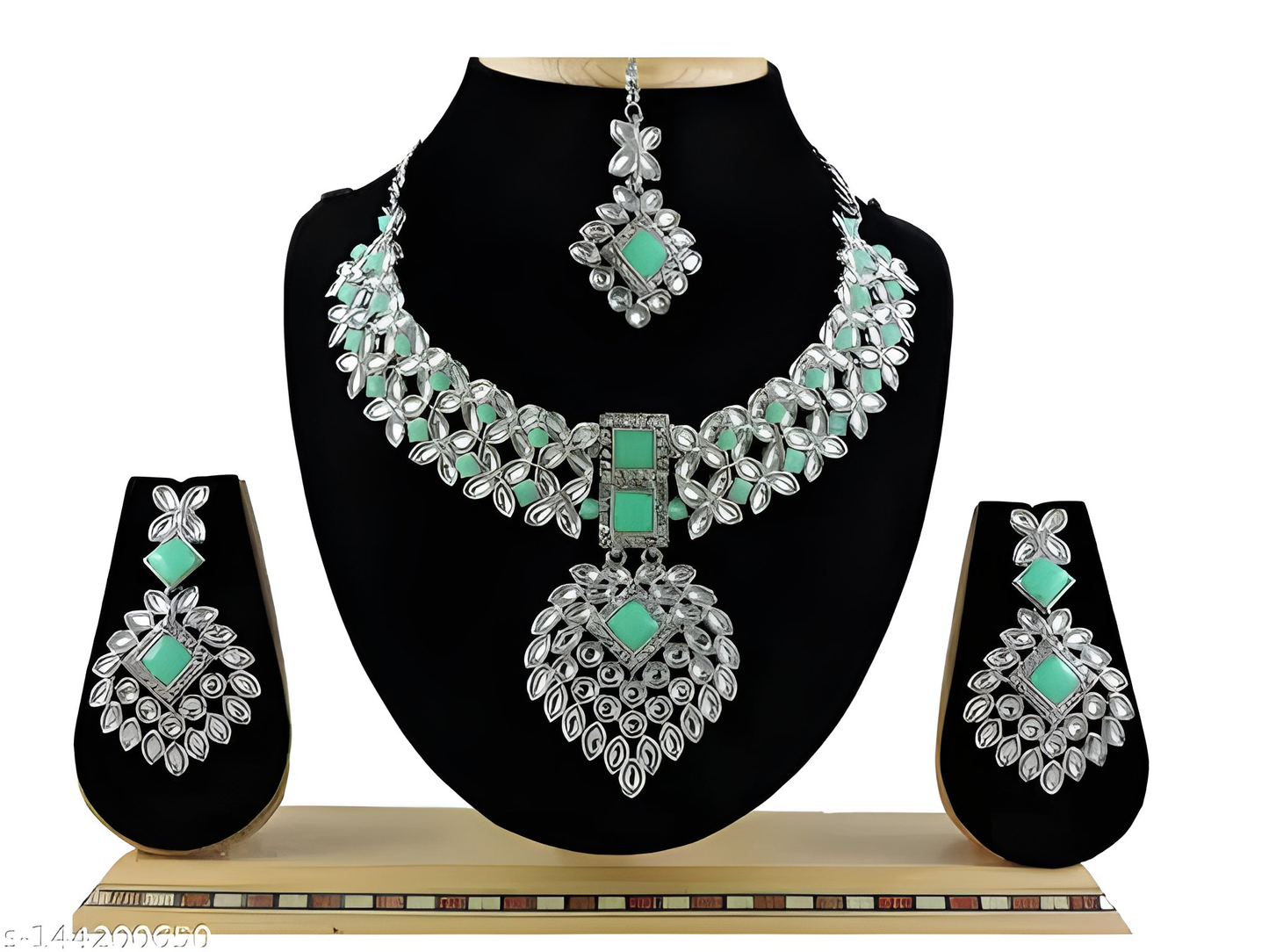Jewel City Exquisite Crystal Flower Necklace Set | Swadesiicart