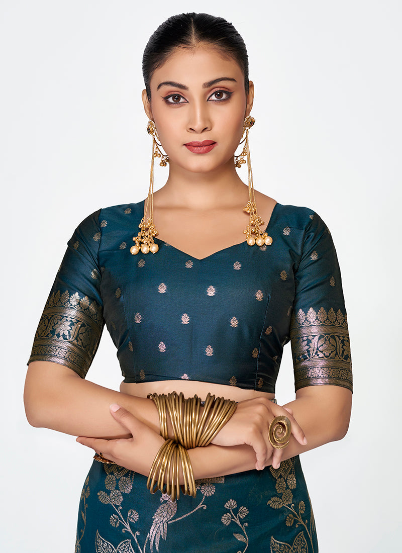 Vellora Navy Blue Banarasi Silk Saree with Rich Zari Weaving | Swadesiicart