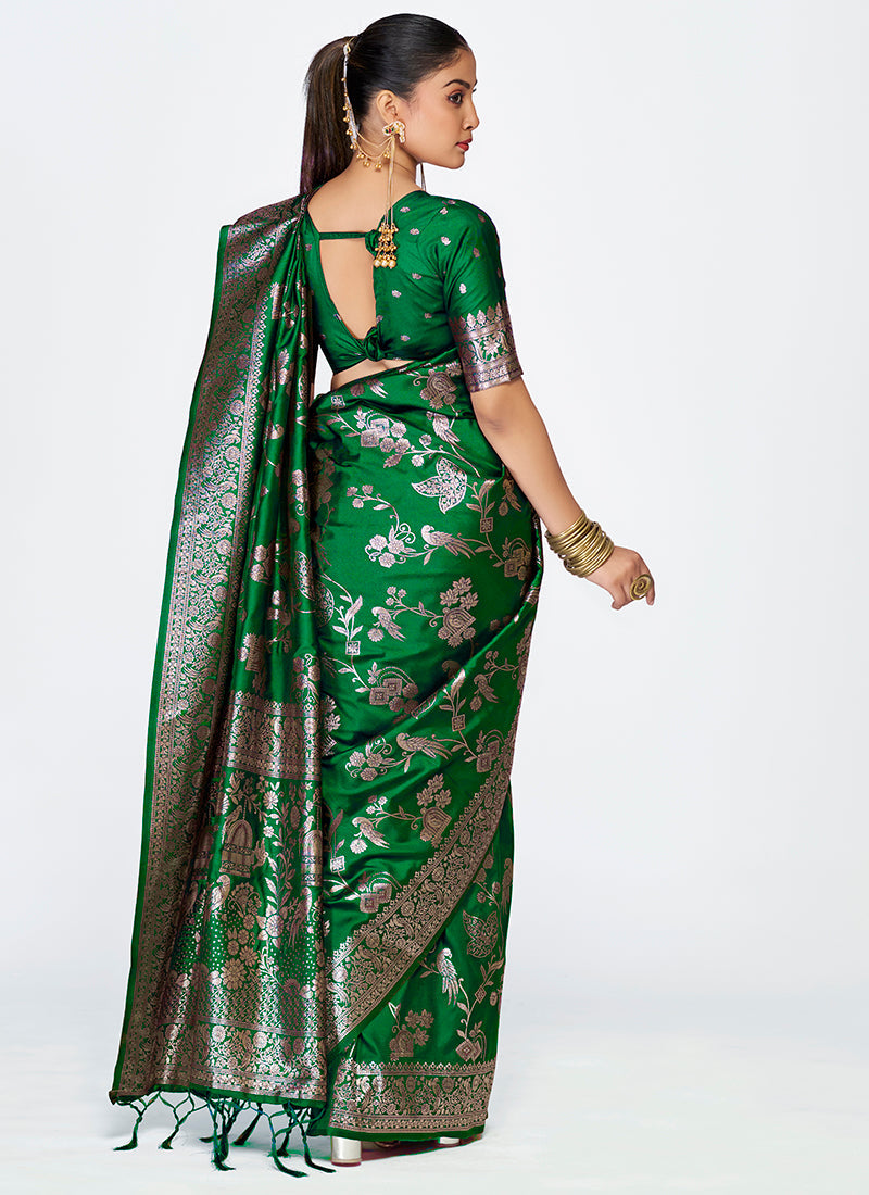 Vellora Emerald Green Banarasi Silk Saree with Intricate Zari Work | Swadesiicart