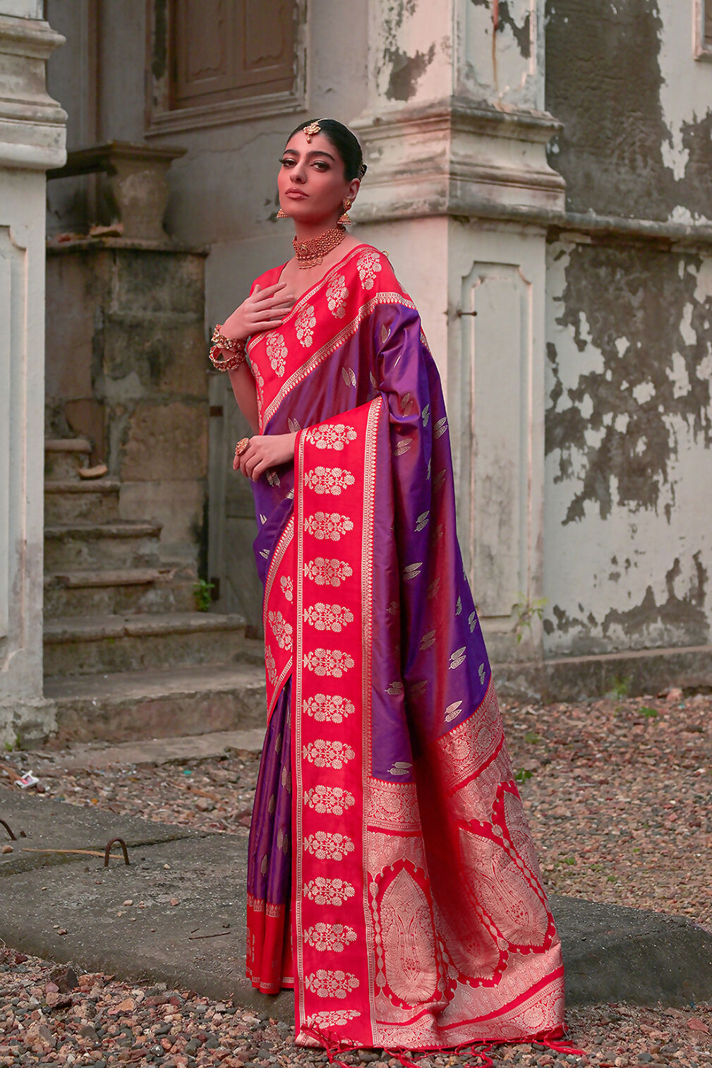 Vishnu Weaves Women's Wine Kanchi Silk Woven Saree with Blouse - Swadesiicart