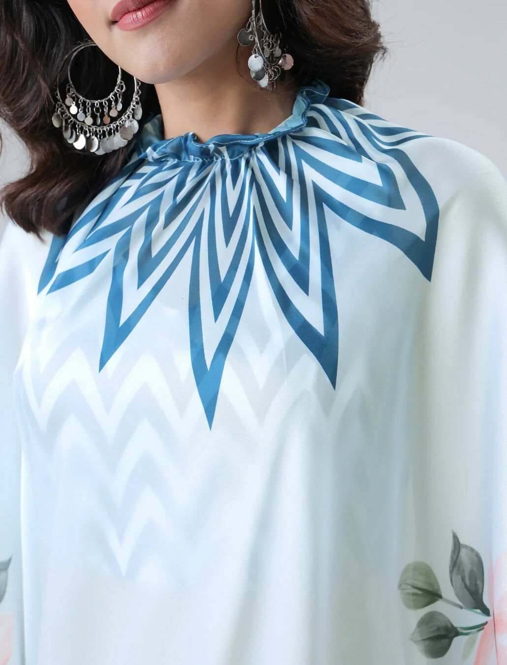 Vastranavya Icy Blue Freehand with Navy Starburst & Floral Print Ready to Wear Saree | Swadesiicart