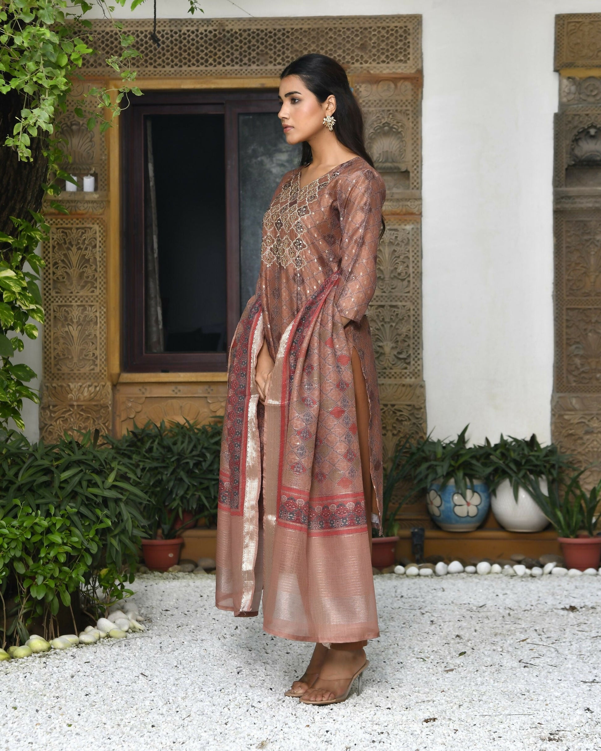 Vaasva Women's Chanderi Printed Suit Set With Pant And Printed Dupatta | Swadesiicart