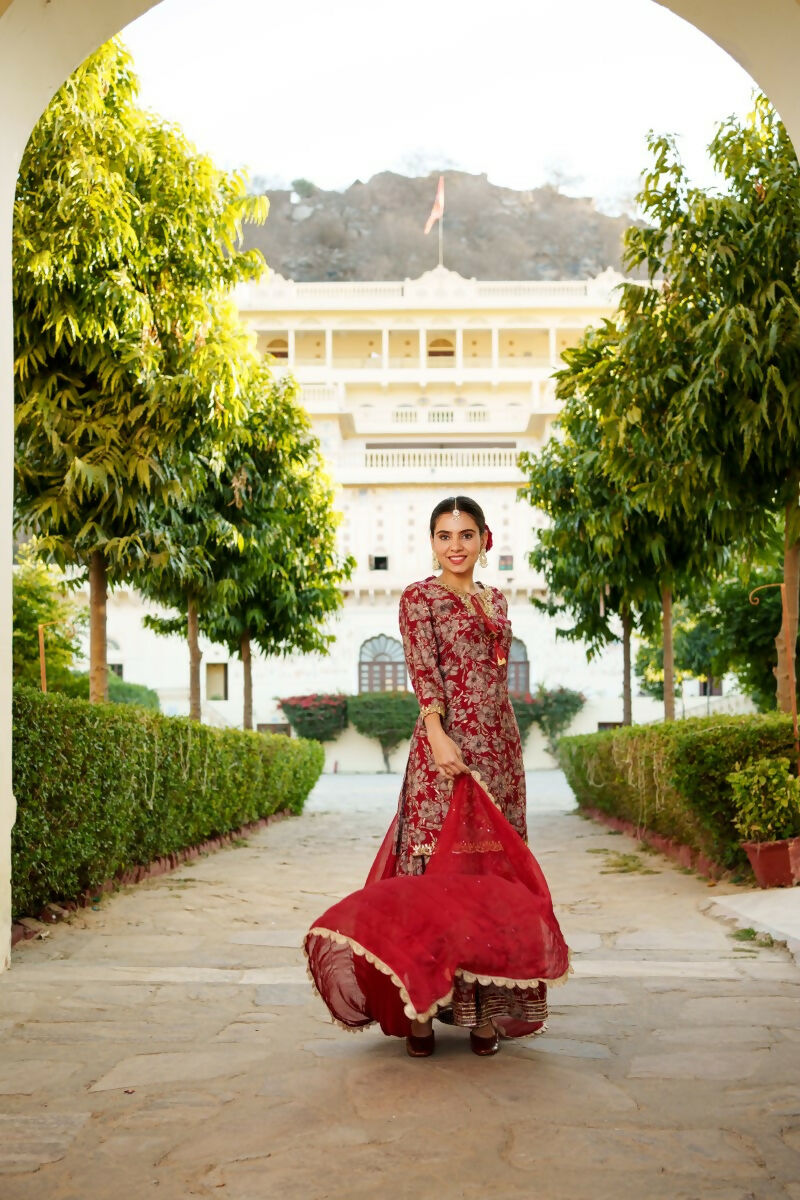 Vaasva Women Maroon Muslin Floral & Embroidered Cut Work Kurta ,Sharara & Dupatta set | Swadesiicart