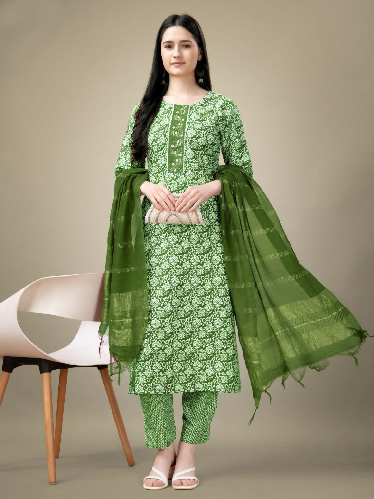 Jyoti Fashion Women's Green Rayon Embroidery & Sequence work Kurta with Trouser & Dupatta | Swadesiicart