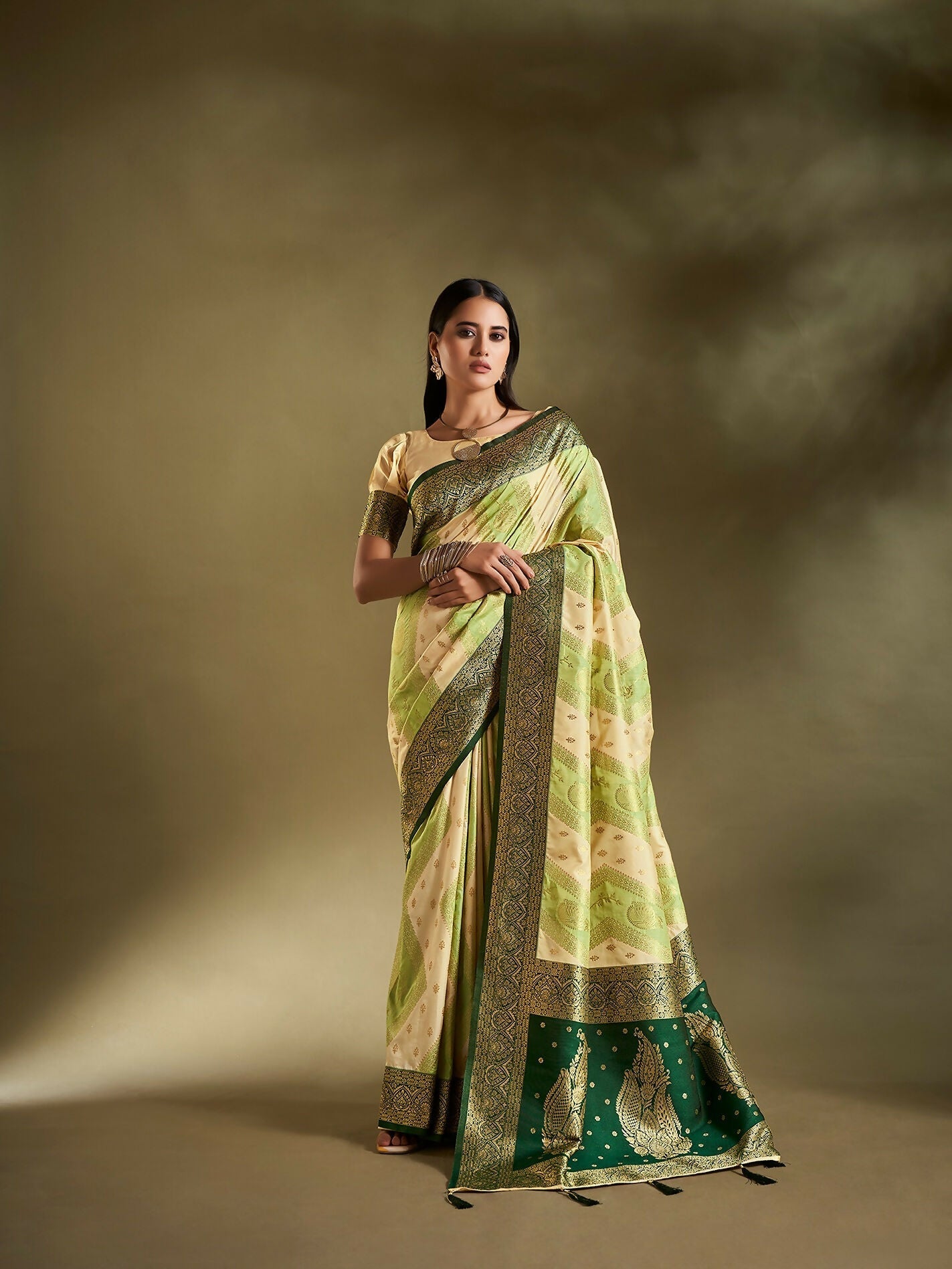 Joban Fashion Cream & Light Green Plain With Weaving Border Banarasi Silk Sarees | Swadesiicart