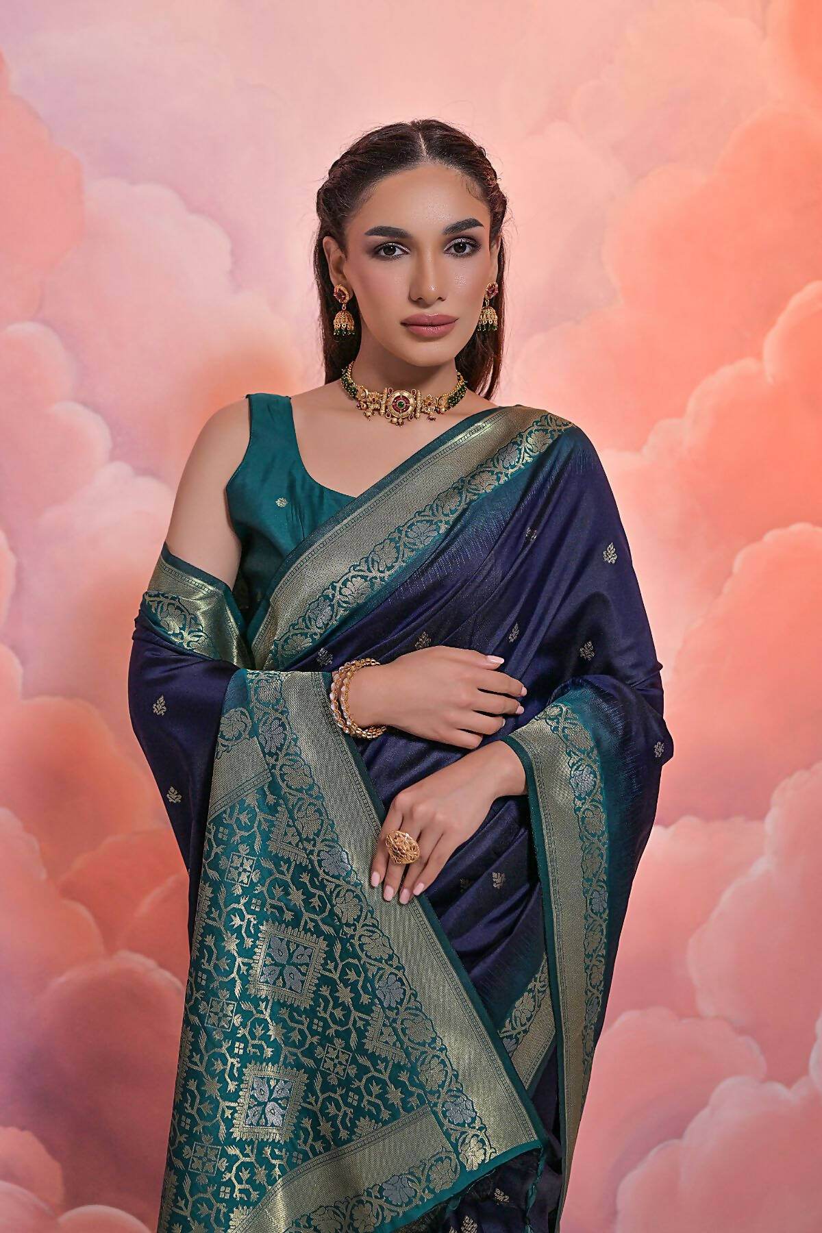 Vishnu Weaves Women's Navy-Blue Soft Silk Zari Woven Saree with Blouse - Swadesiicart