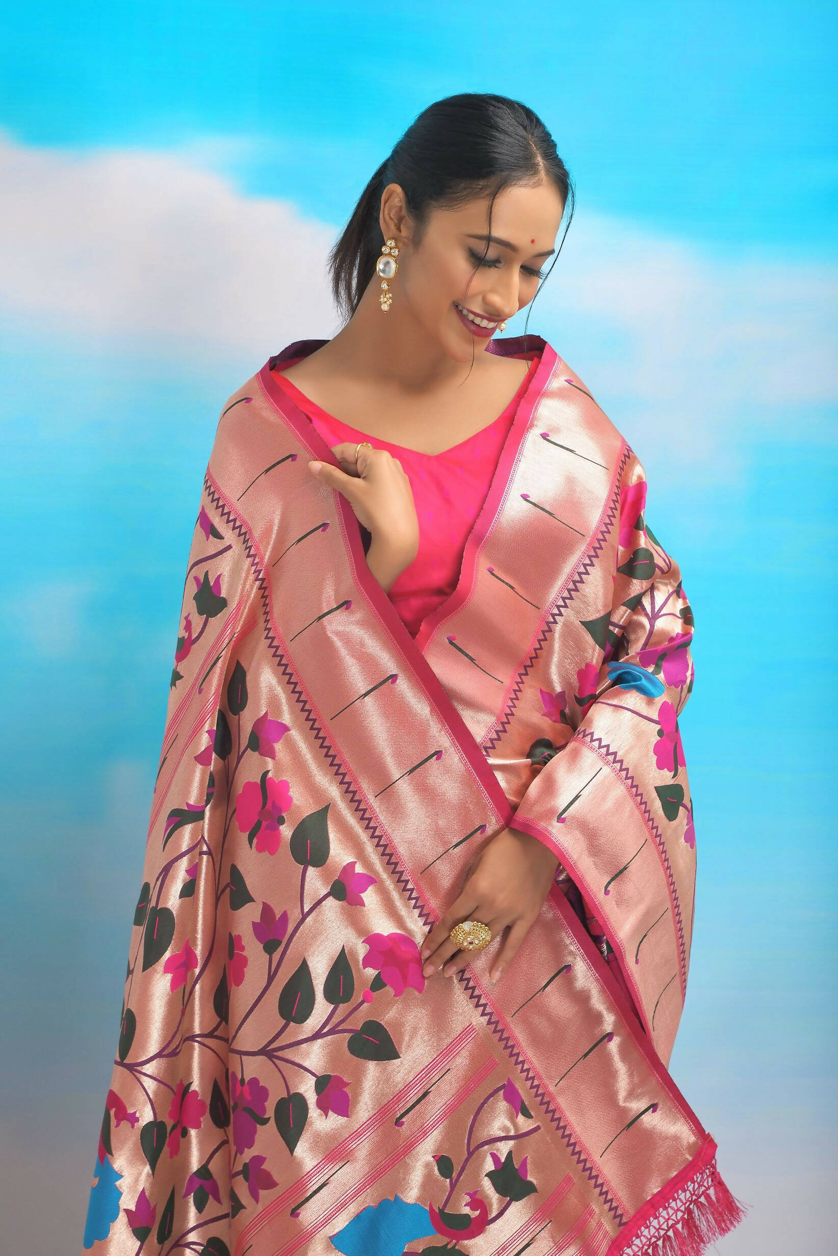 Vishnu Weaves Women's Pink Paithani Silk Minakari Zari Woven Saree with Unstitched Blouse - Swadesiicart
