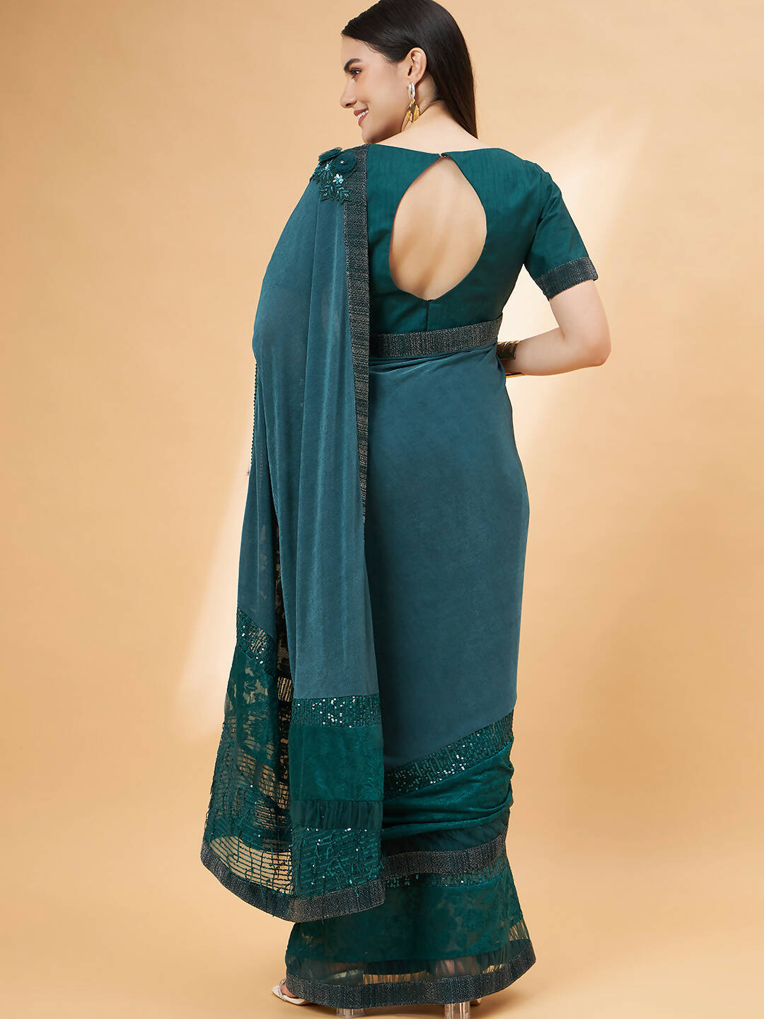 Green Lycra Flock Work, Seuqins Embroidery, Handwork Shoulder Butta Saree - Norita Hit Design - Swadesiicart
