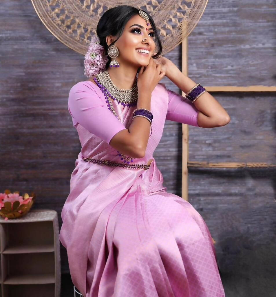 DEIANA'S Beautiful Designer Golden zari Soft Lichi Silk Saree - Baby pink - Swadesiicart