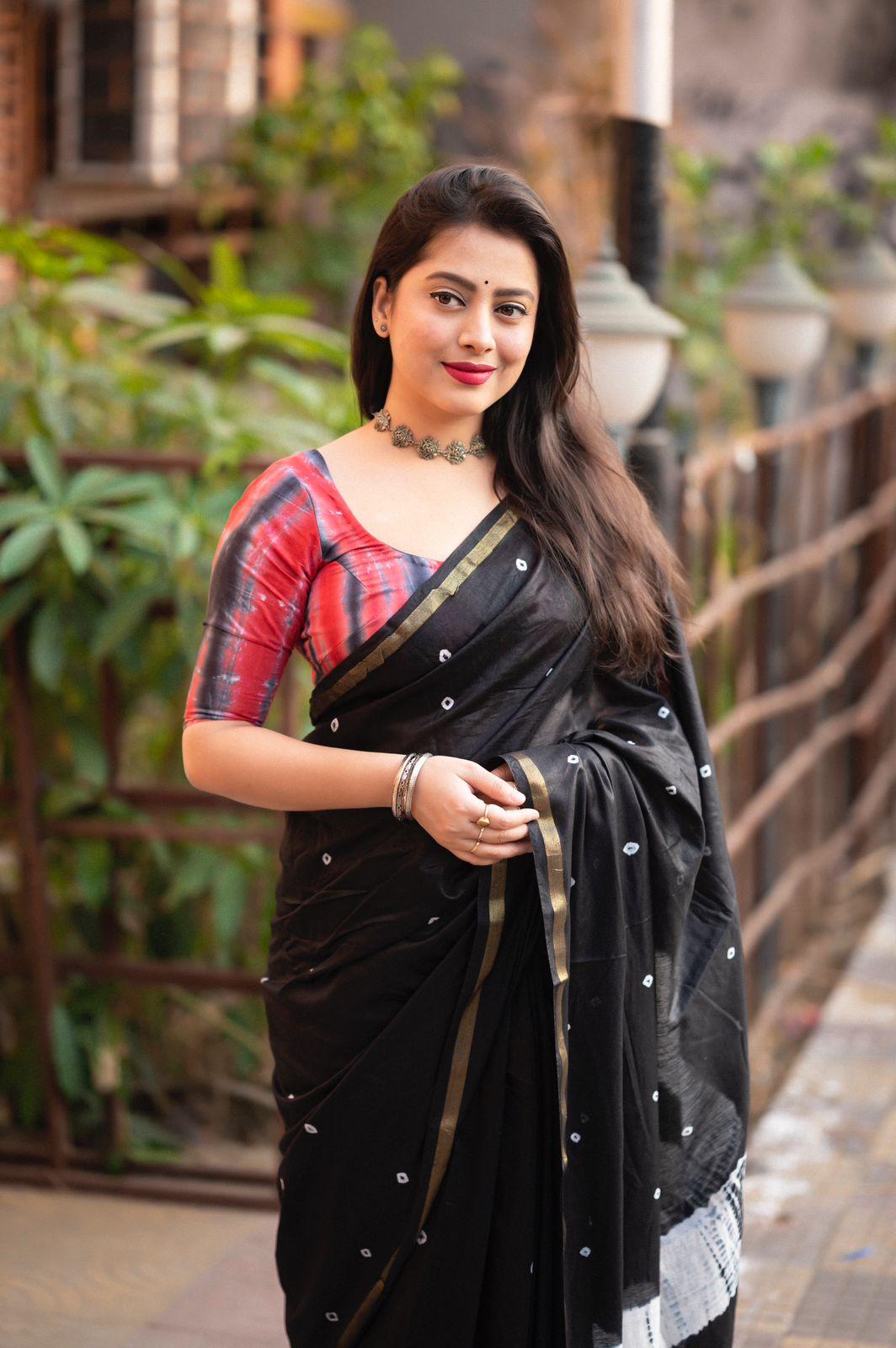 Black Chanderi Cotton Block Print Saree with Unstitched Blouse - Hiral Fashion | Swadesiicart