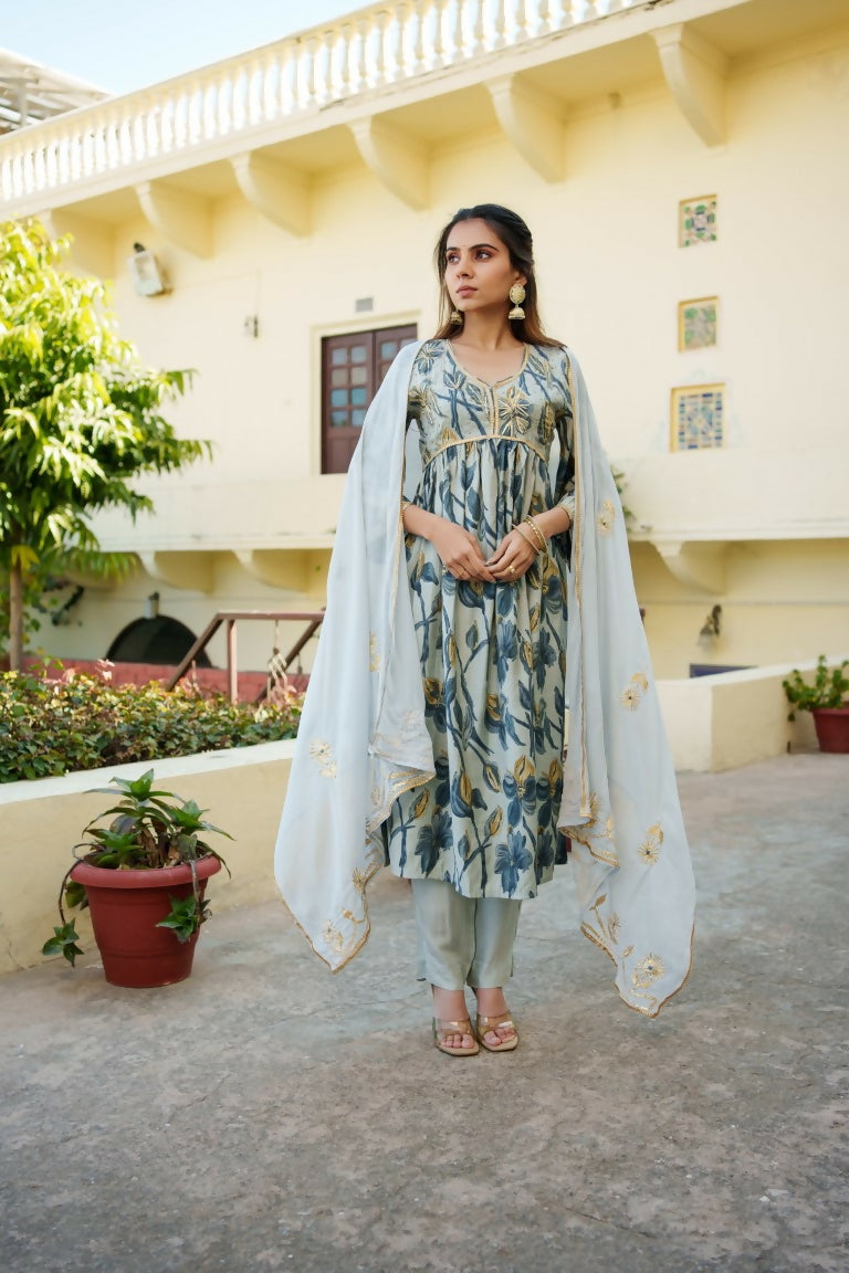 Vaasva Women SkyBlue Muslin Embroidered Kurta,Pant & Dupatta Set | Swadesiicart