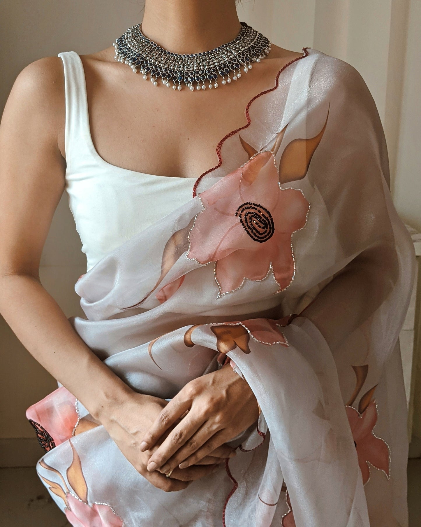 Vamsee Pinki Khatali Grey Organza Saree - Swadesiicart