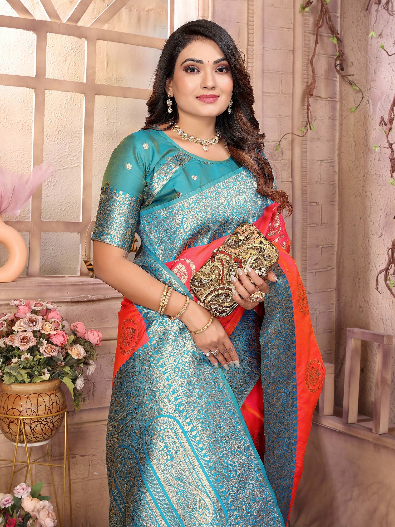 Joban Fashion Pink Banarasi Soft Silk Woven Saree | Swadesiicart