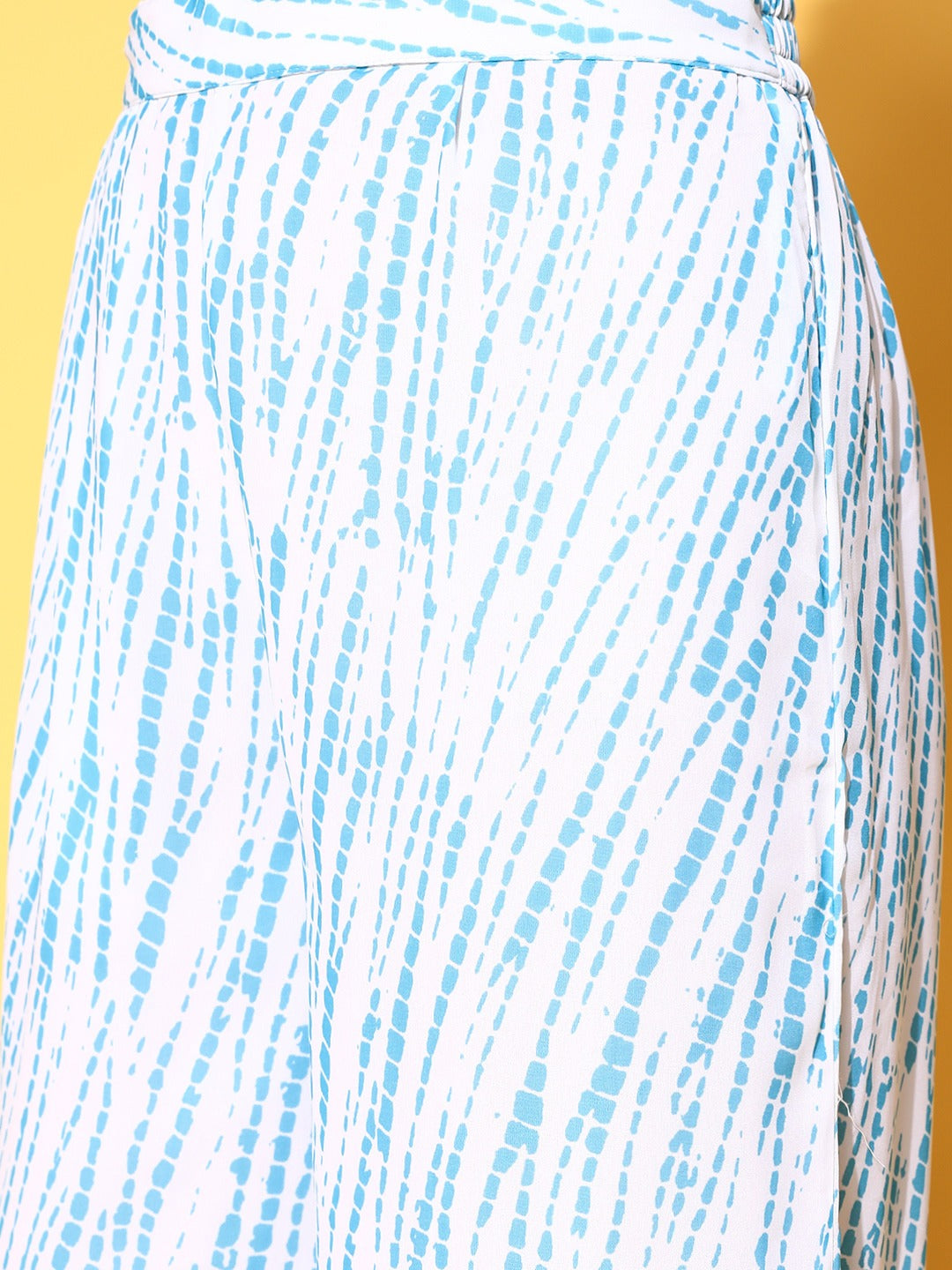 Yufta White Printed Co-ord Set - Swadesiicart