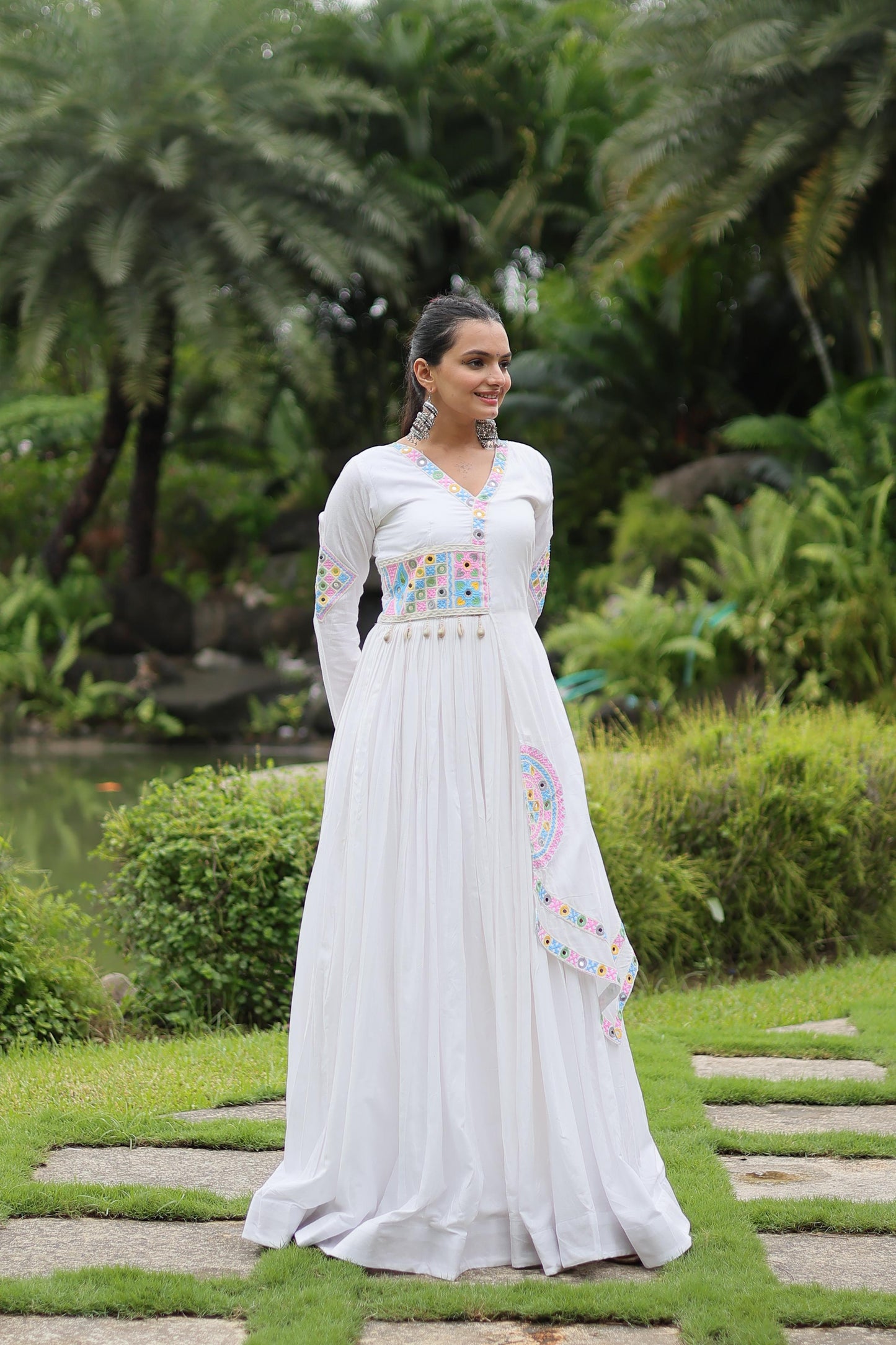 Lorenvalley White Rayon Fabric With Kutchi Gamthi Lace Gown | Swadesiicart