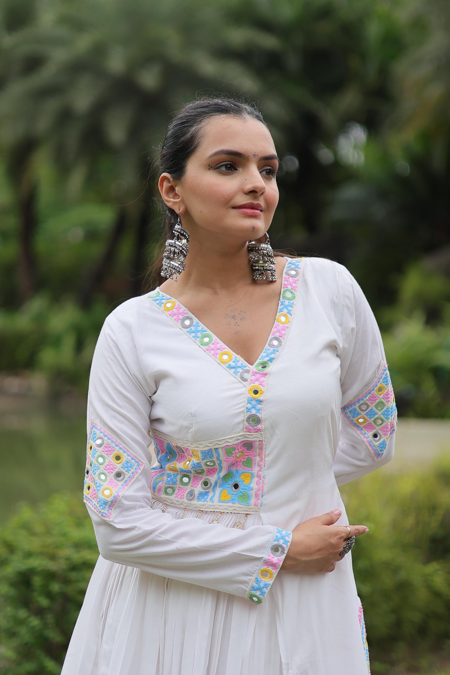 Lorenvalley White Rayon Fabric With Kutchi Gamthi Lace Gown | Swadesiicart