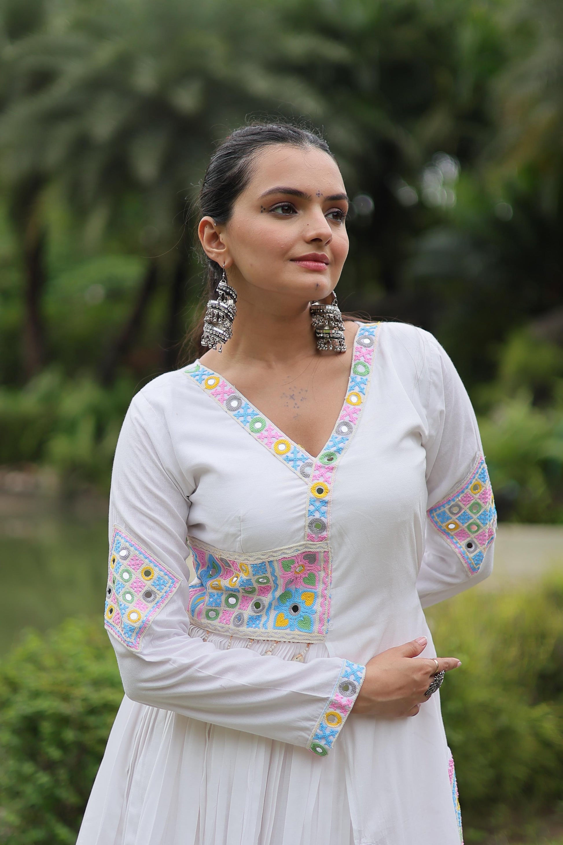 Lorenvalley White Rayon Fabric With Kutchi Gamthi Lace Gown | Swadesiicart