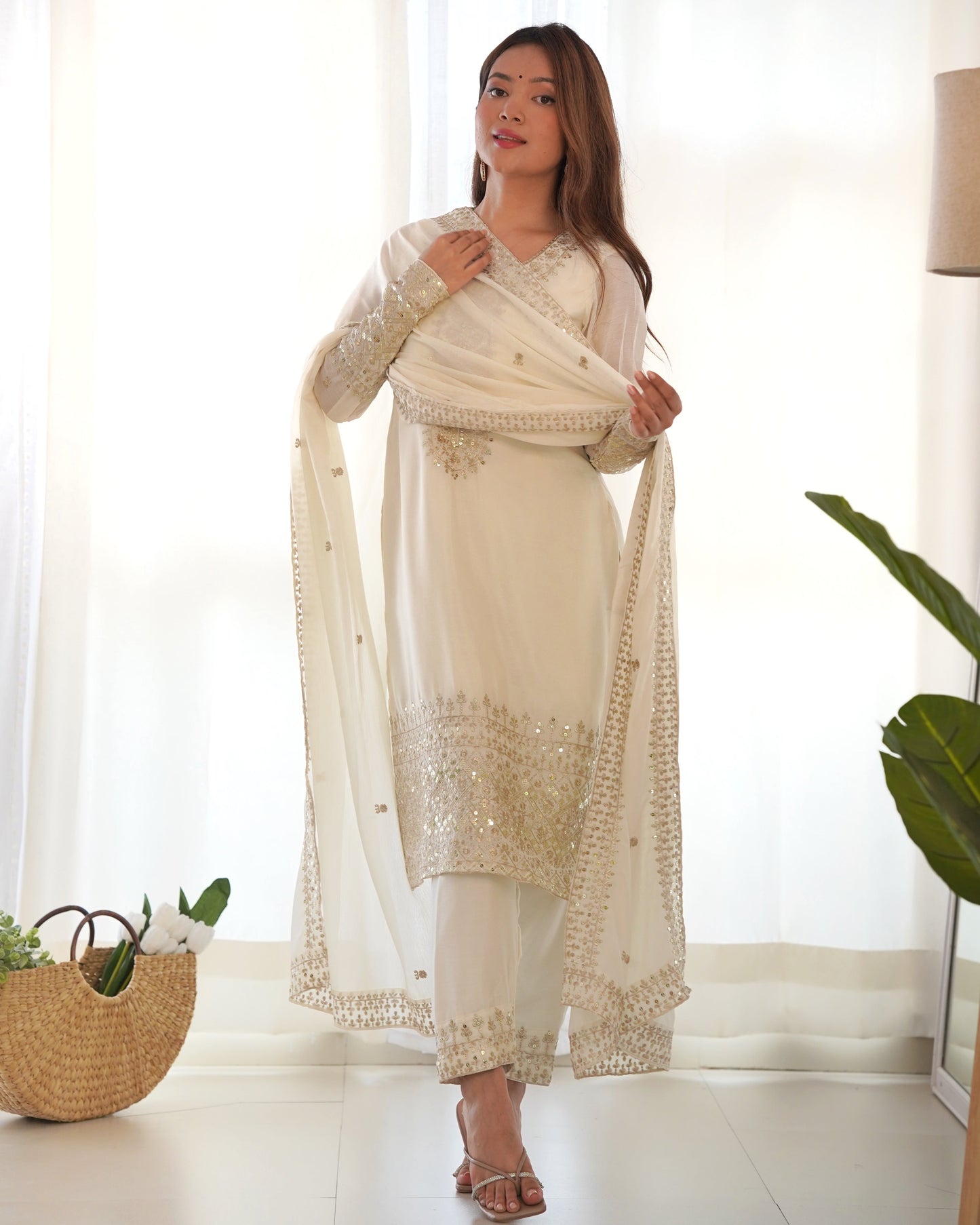 Lorenvalley Chinon Silk Embroidery Sequence zari work Kurta Pant with Dupatta Set - White - Swadesiicart