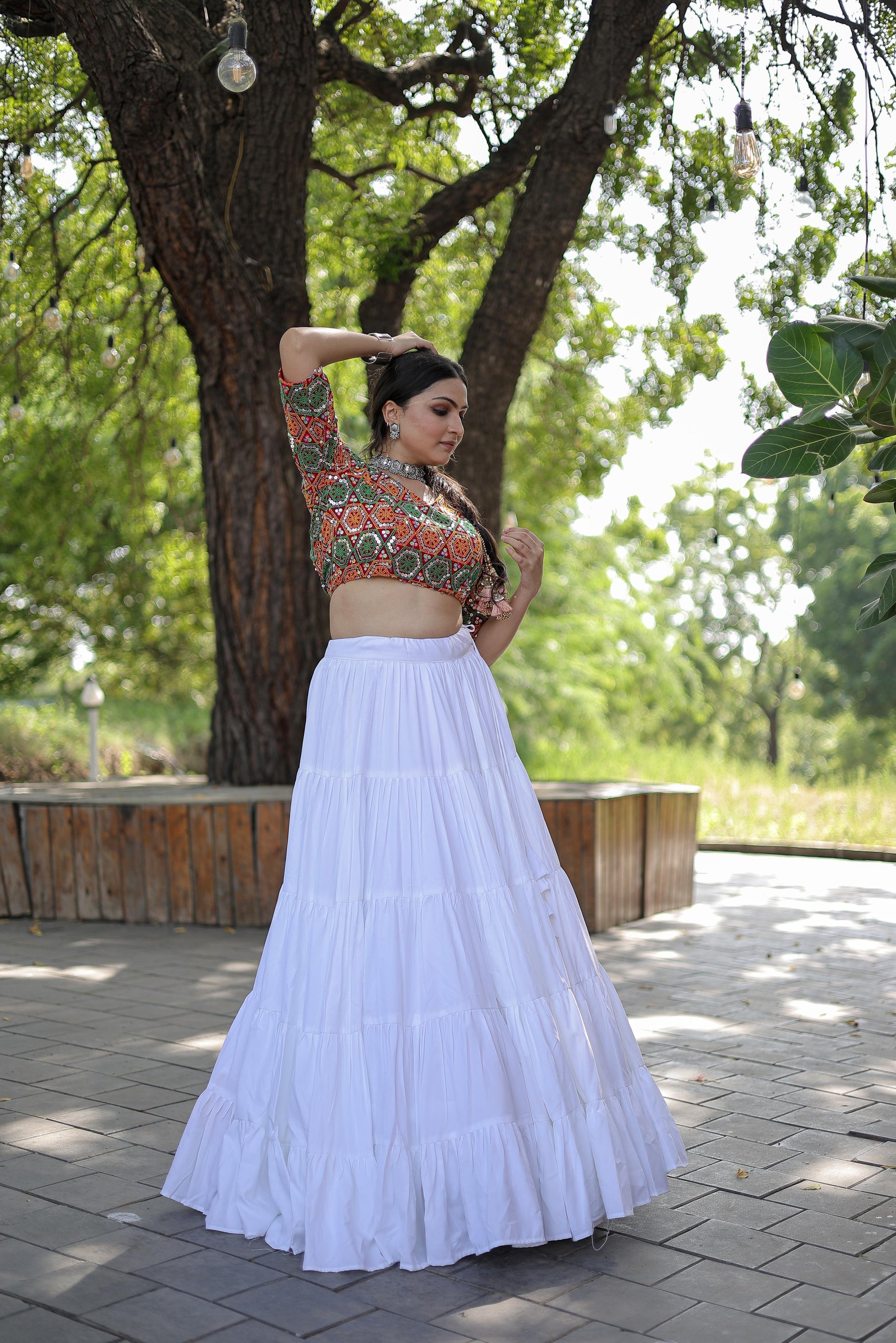 Lorenvalley White Premium Rayon Lehenga with Georgette Embroidered Traditional Thread work Choli | Swadesiicart