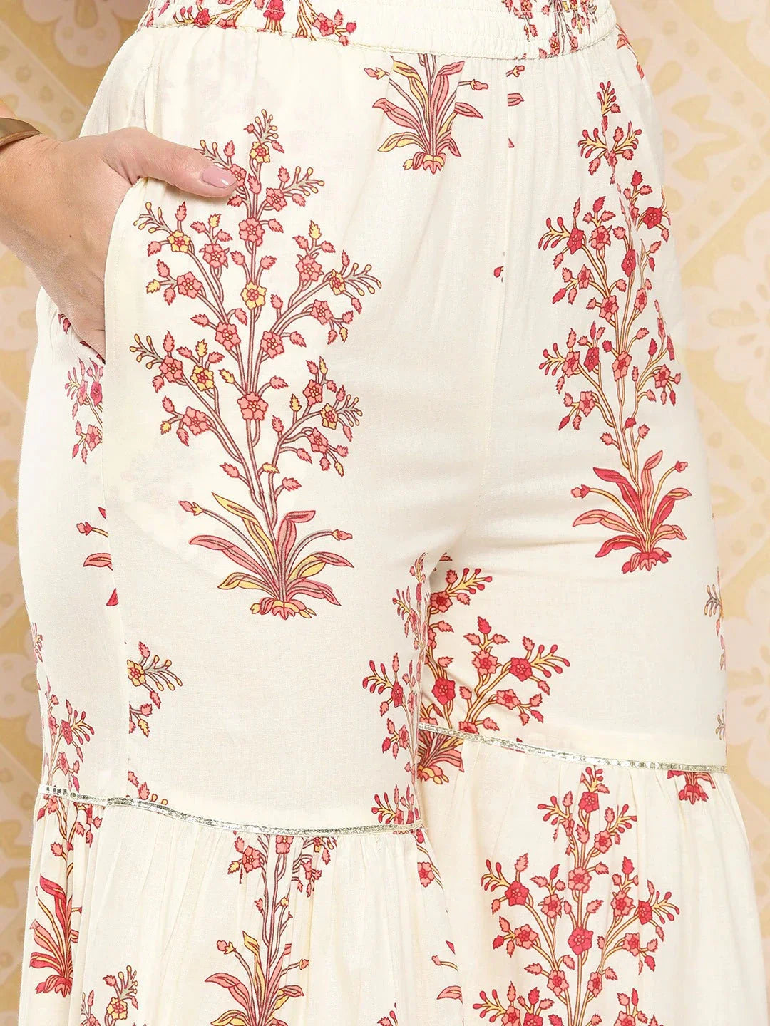 Yufta Women Printed Pure Cotton Ethnic Co-Ords - Swadesiicart