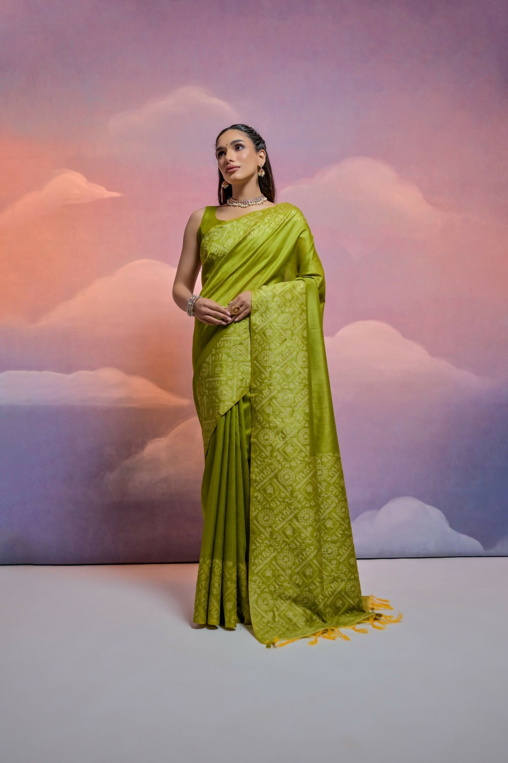 Vishnu Weaves Women's Mahendi Handloom Raw Silk Woven Border Saree with Blouse - Swadesiicart