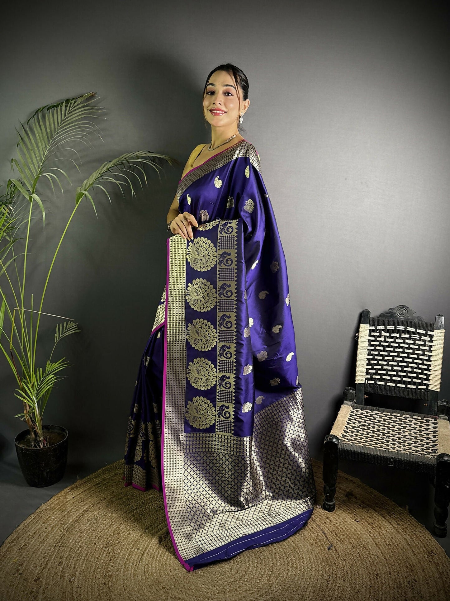 Joban Fashion Purple Banarasi Soft Lichi Silk Paisley Saree | Swadesiicart