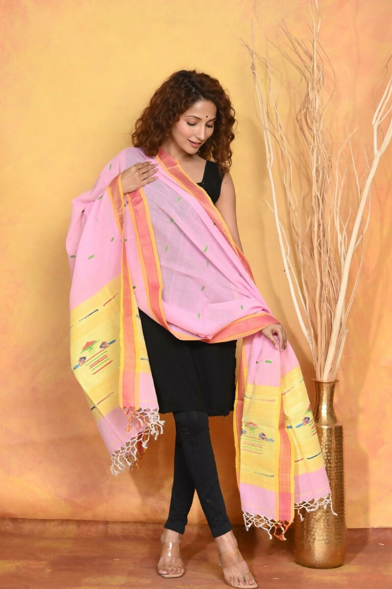 Very Much Indian Handloom Pure Cotton Paithani Dupatta Pink | Swadesiicart