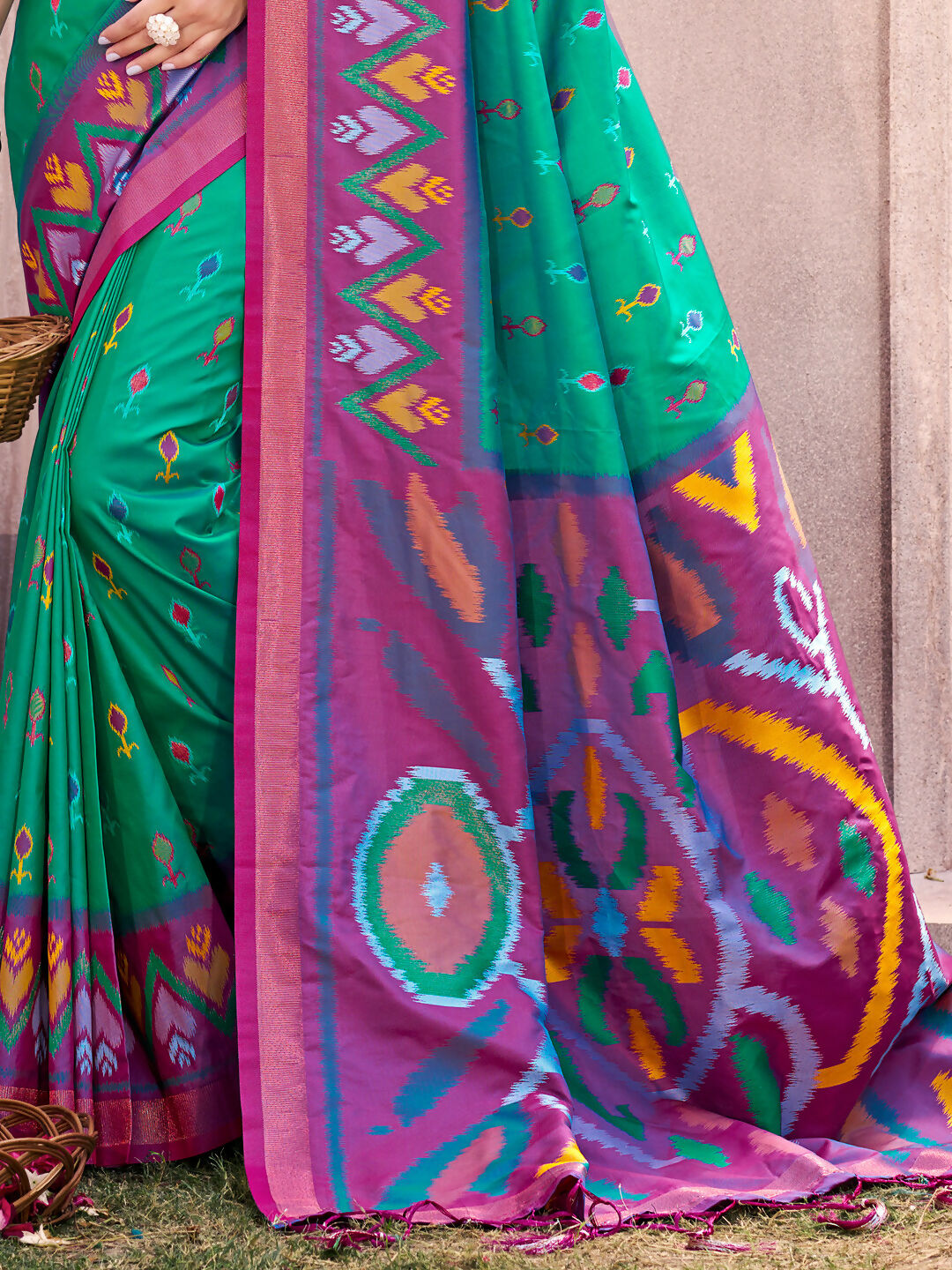 Shree Shyam Fashion Rama Green Pochampally Silk Saree