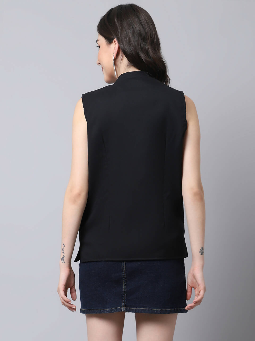 Even Apparels Black Linen Cotton Open Front Women's Waistcoat | Swadesiicart