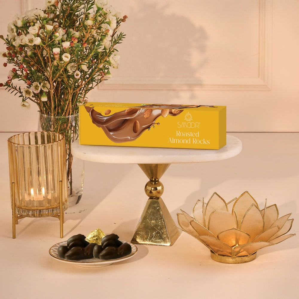 Smoor Roasted Almond Rocks Chocolates | Swadesiicart