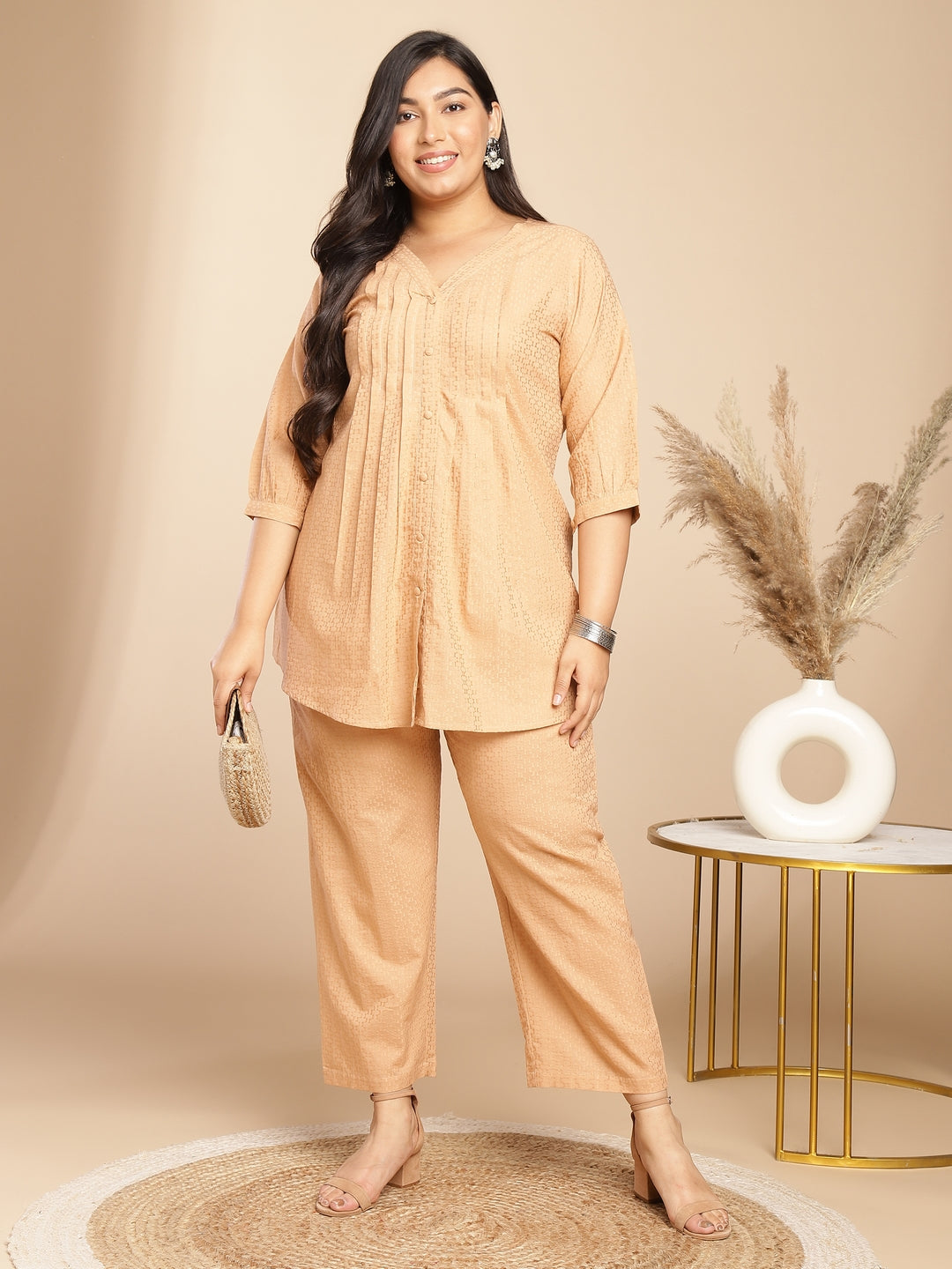 Janasya Pleated Jacquard Peach Self Design V-Neck Co-Ords - Swadesiicart