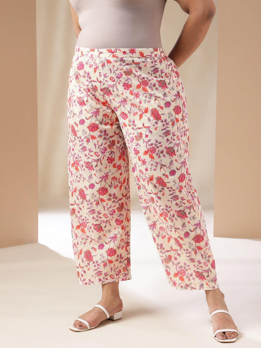 Janasya A-Line Cambric Cream Floral Notch Neck Co-Ords - Swadesiicart