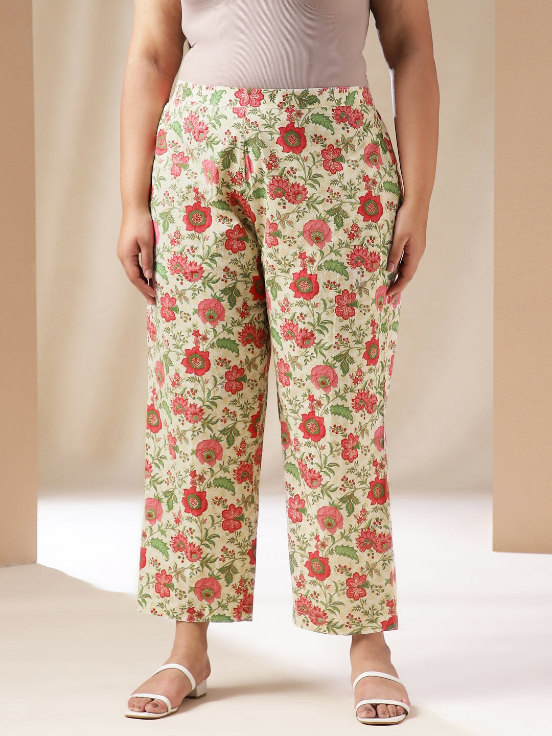 Janasya A-Line Cambric Off White Floral Round Neck Co-Ords - Swadesiicart