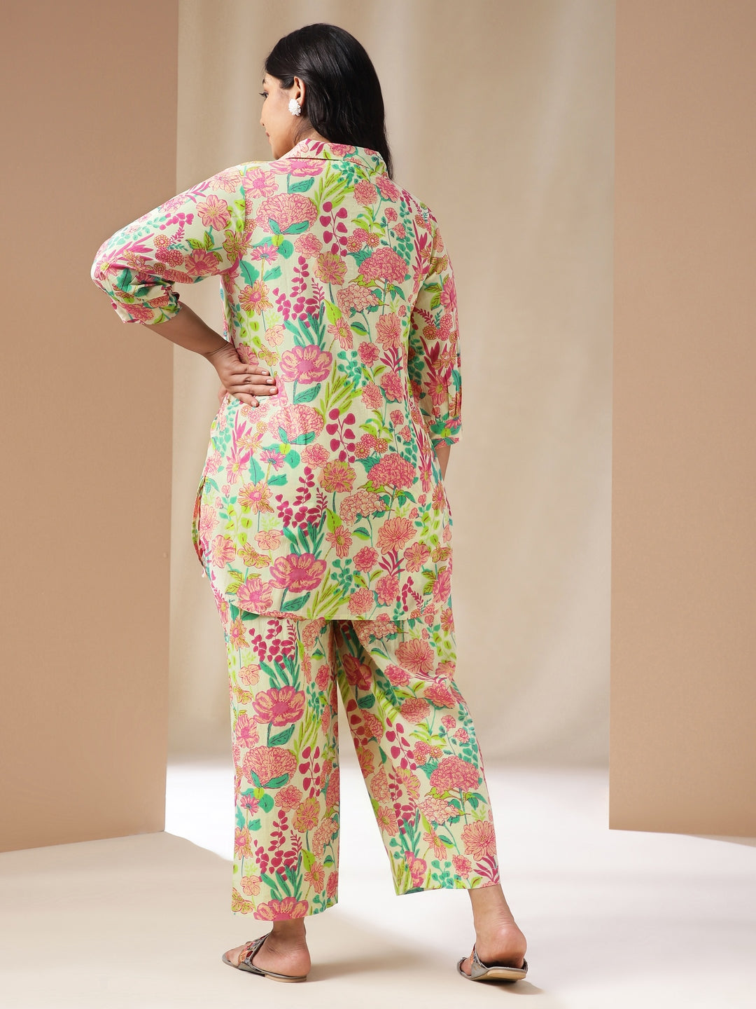 Janasya Regular Cambric Beige Floral Collar Co-Ords - Swadesiicart