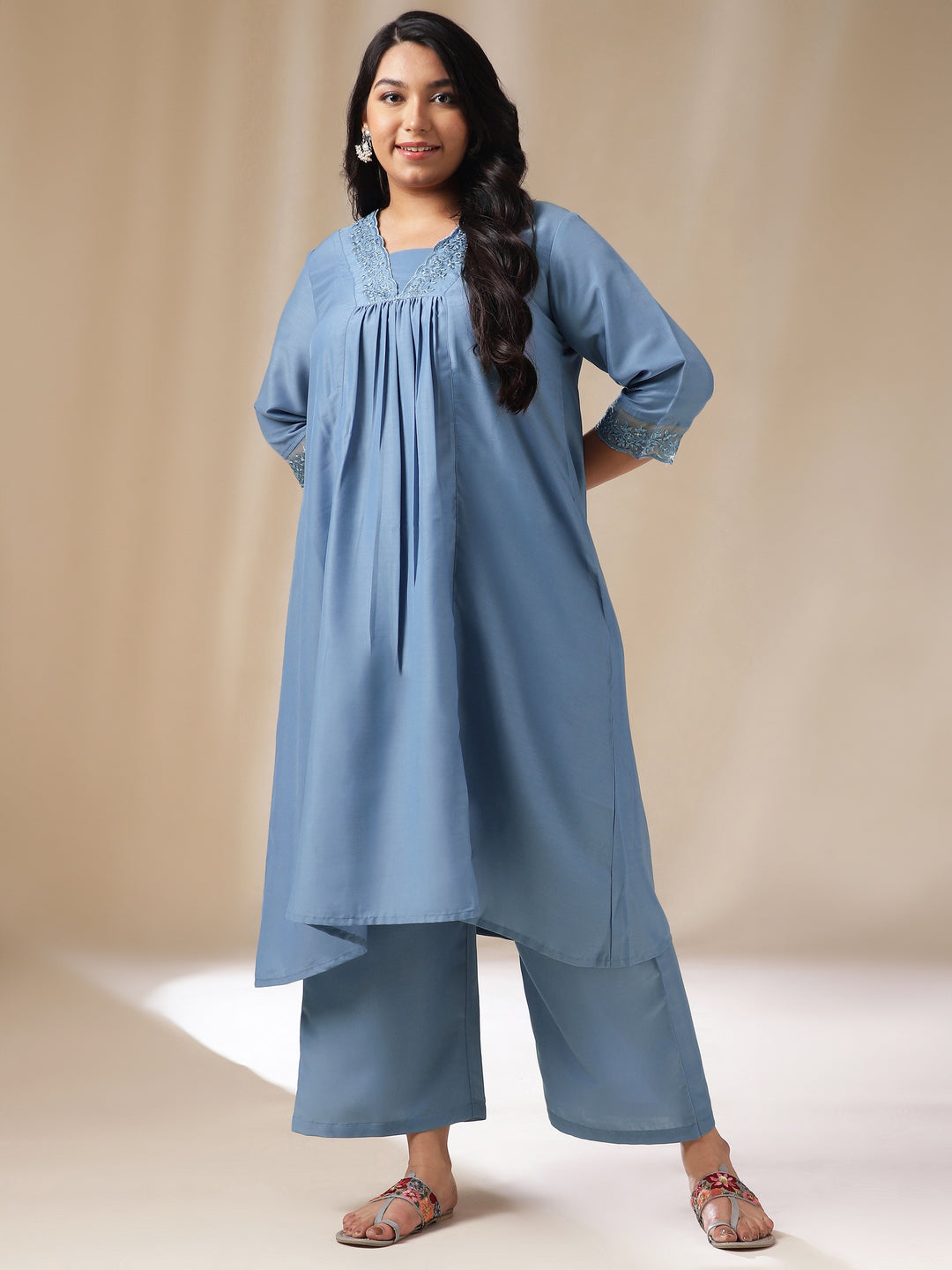Janasya Gathering Muslin Blue Solid V-Neck Set | Swadesiicart