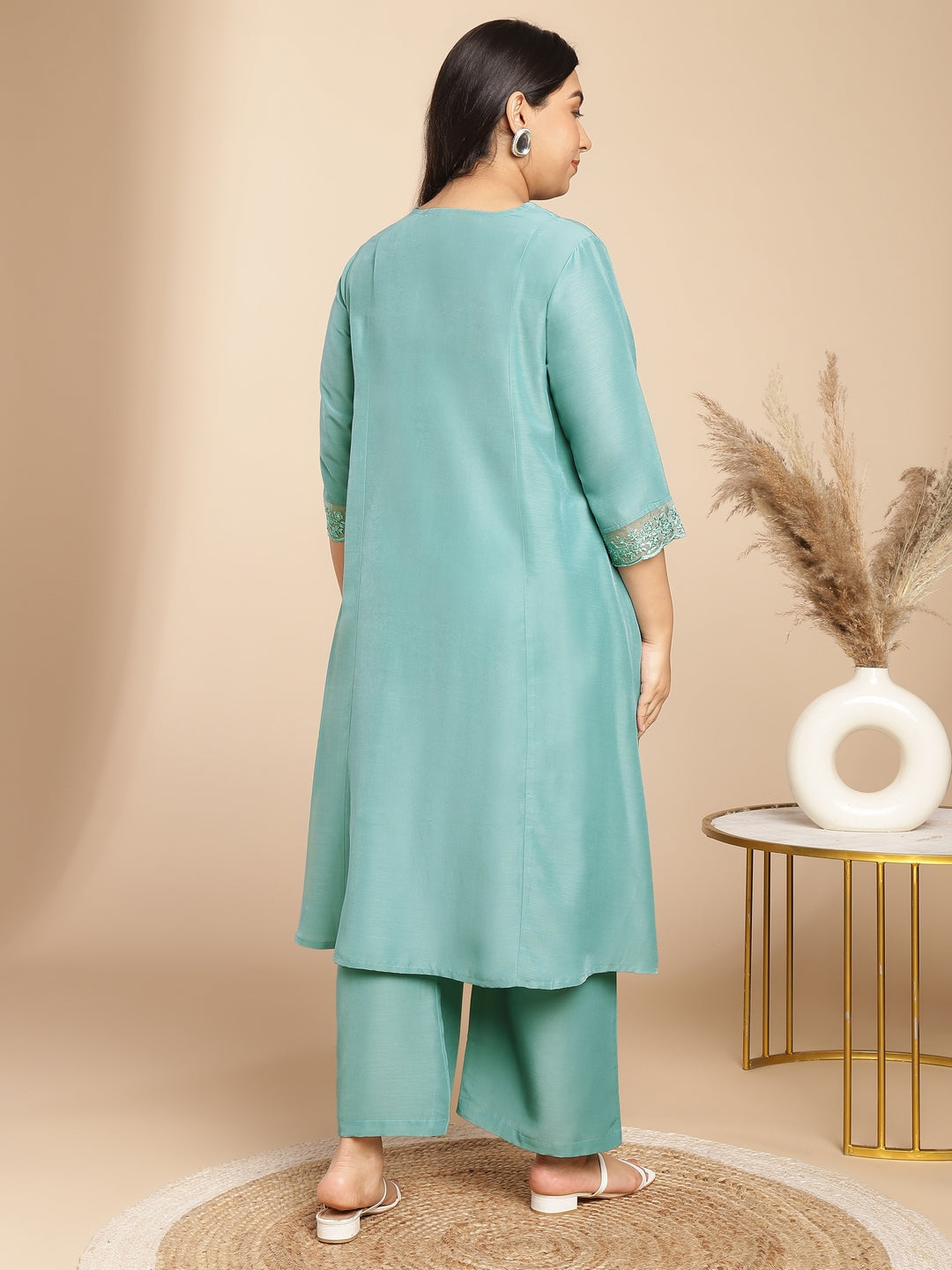 Janasya Gathering Muslin Sage Yoke Embroidery V-Neck Kurta Set | Swadesiicart