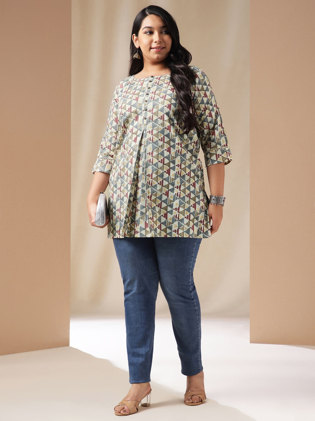 Janasya Regular Cambric Off White Gemometric Round Neck Tunic | Swadesiicart
