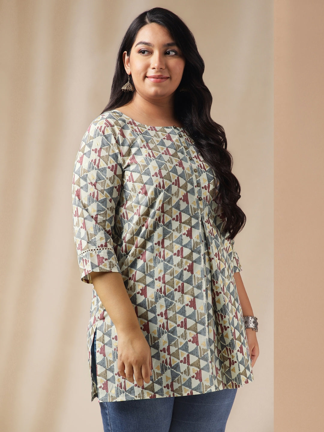 Janasya Regular Cambric Off White Gemometric Round Neck Tunic | Swadesiicart