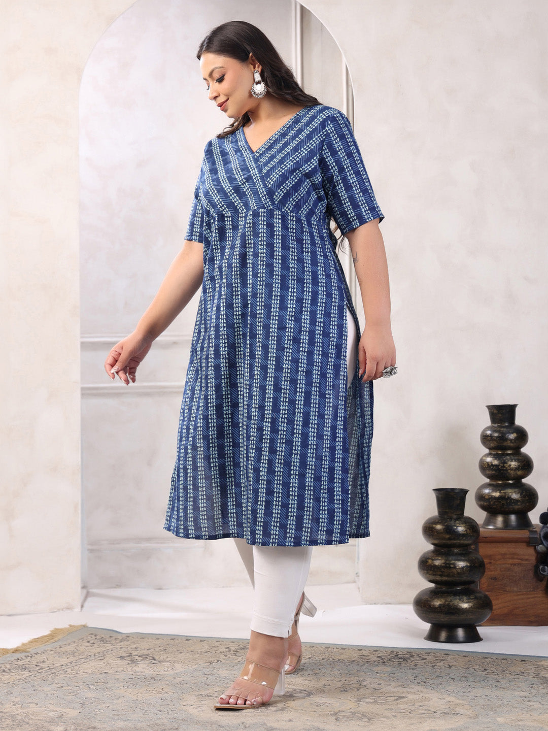 Janasya Dark Cotton Geometric Straight Kurta - Swadesiicart