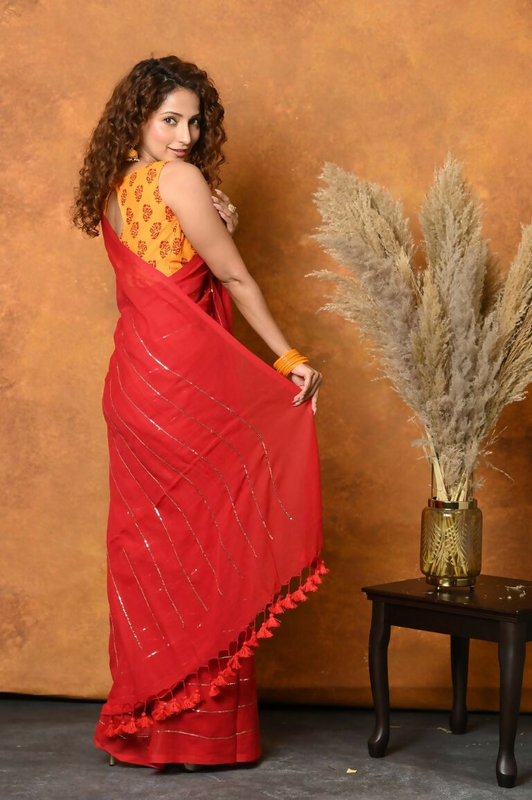 Very Much Indian Pure Mul Cotton Handloom Saree - Red | Swadesiicart