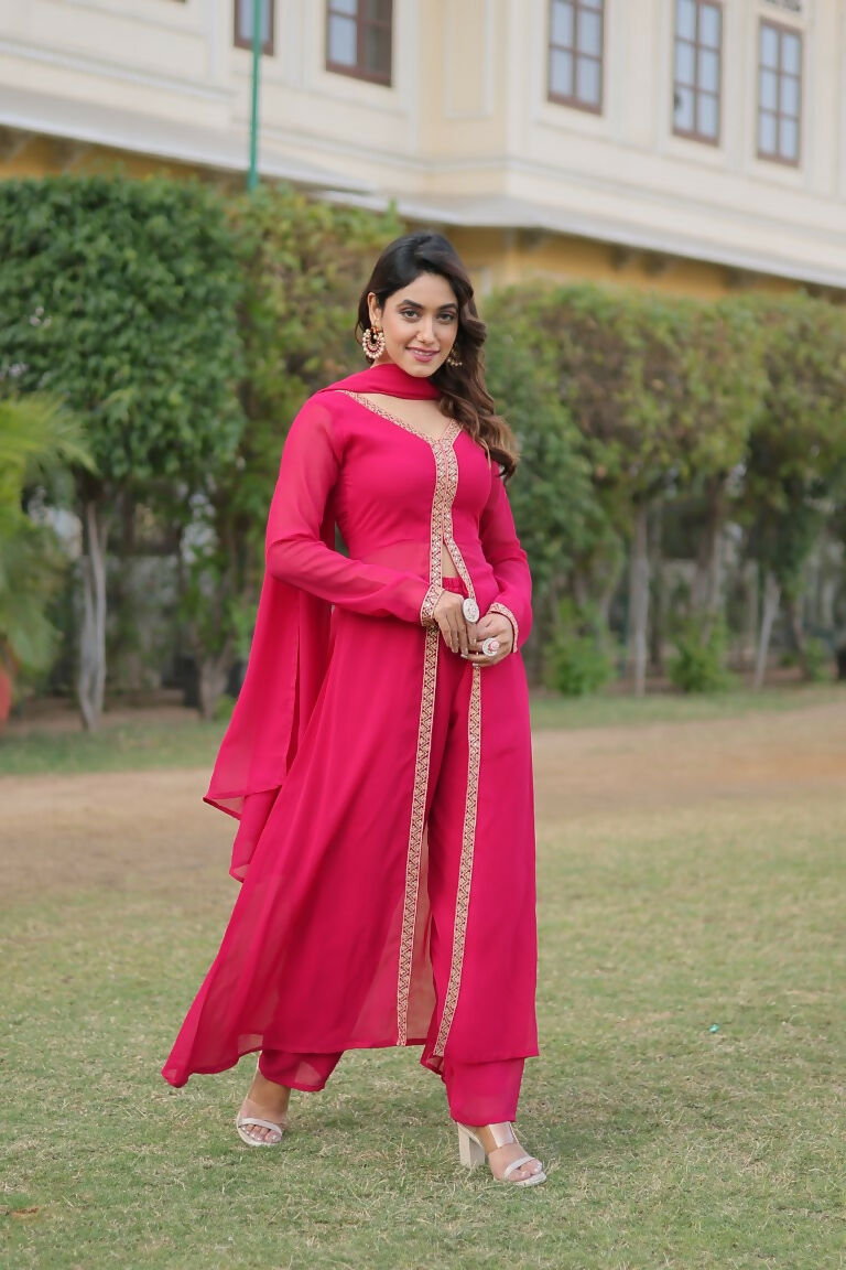 Jyoti Fashion Women's Pink Faux Blooming Embroidered Kurta with Trouser & Dupatta | Swadesiicart