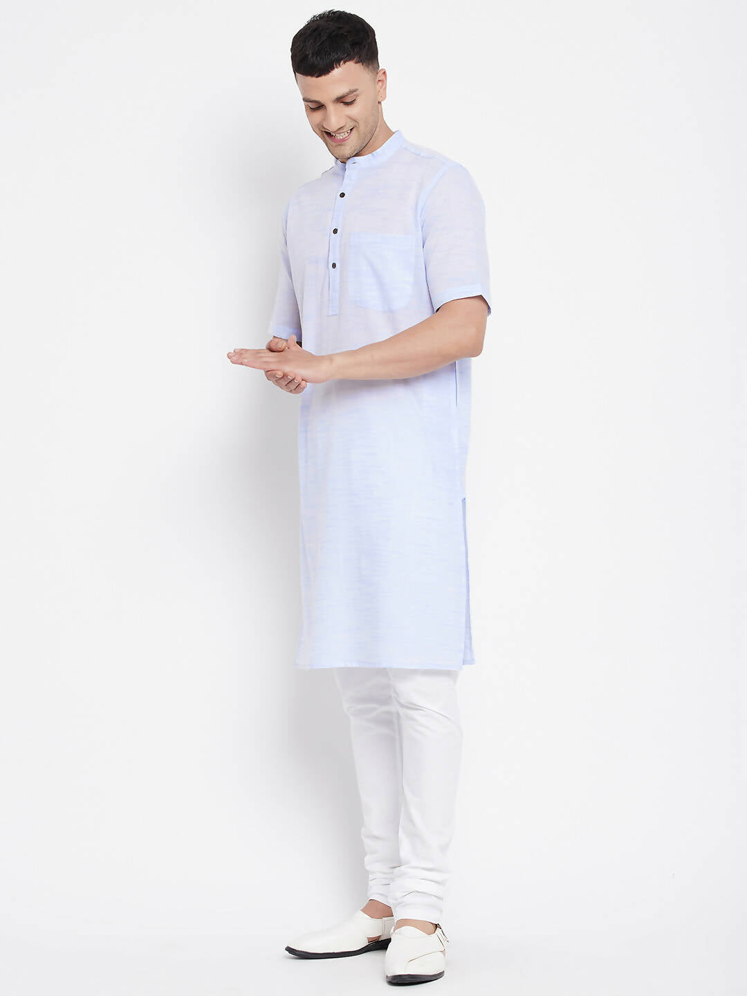 Even Apparels Blue Color Pure Cotton With Band Collar Men's H/S Kurta | Swadesiicart