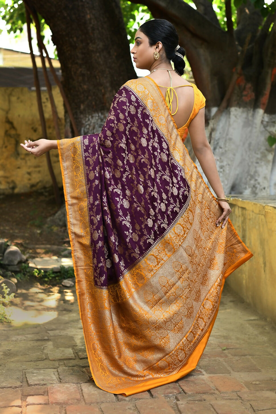 Joban Fashion Purple Crepe Chiffon Pure Handloom Banarasi Silk Saree | Swadesiicart