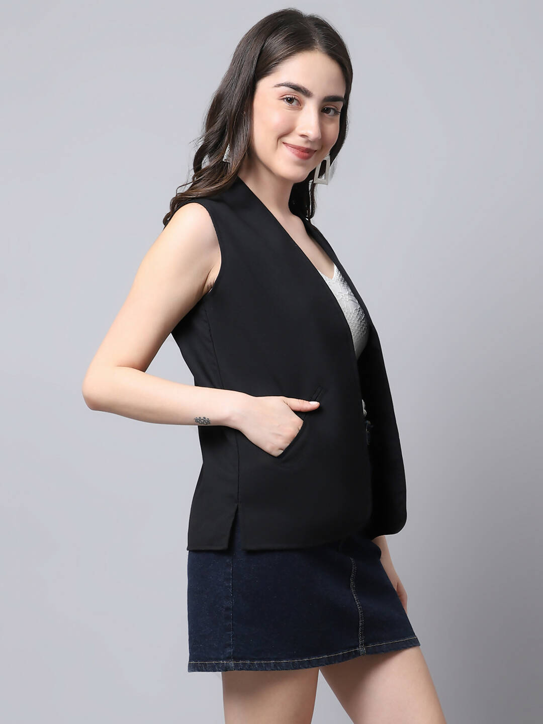 Even Apparels Black Linen Cotton Open Front Women's Waistcoat | Swadesiicart