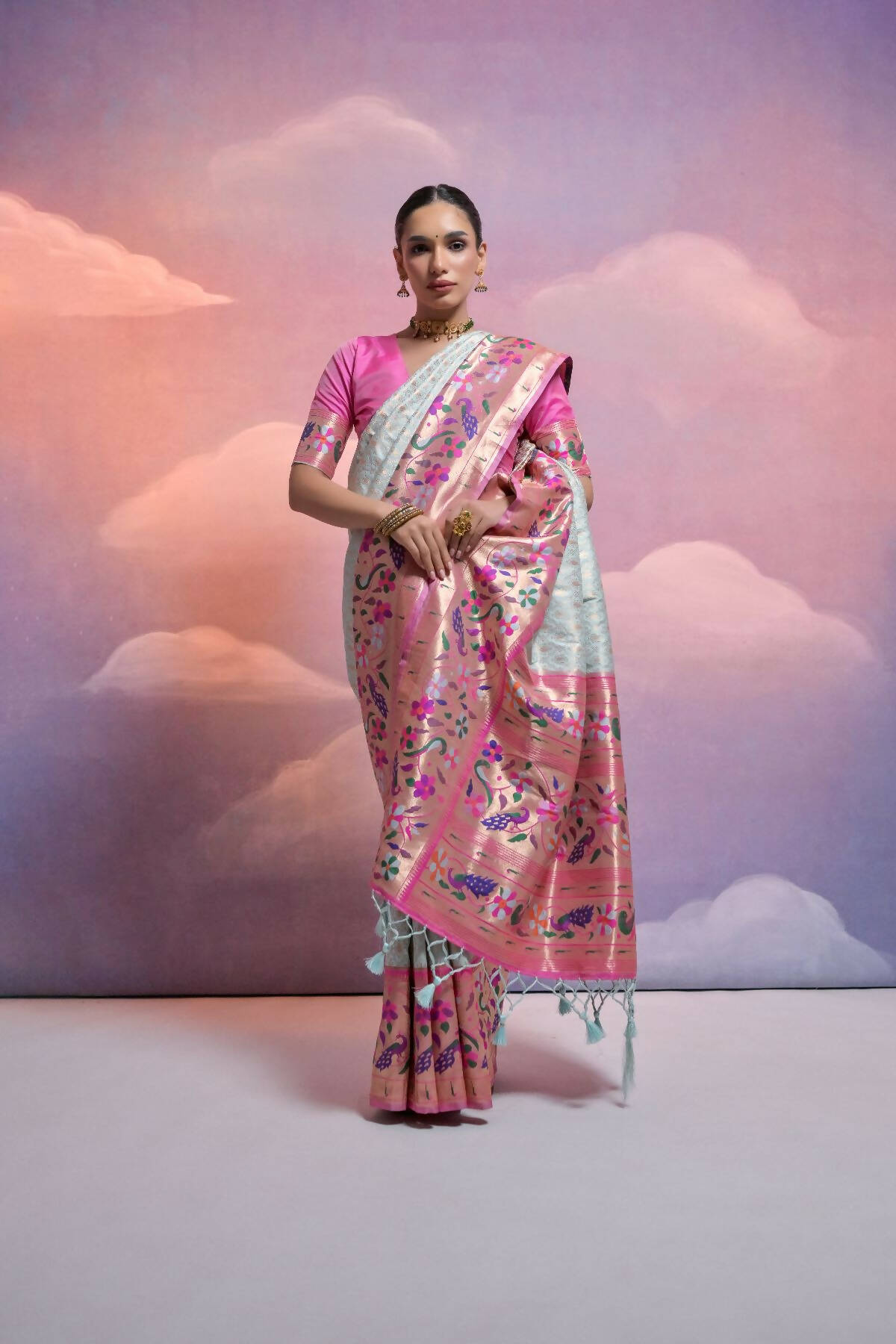 Vishnu Weaves Women's Sea-Green Paithani Silk Zari Woven Saree with Blouse - Swadesiicart