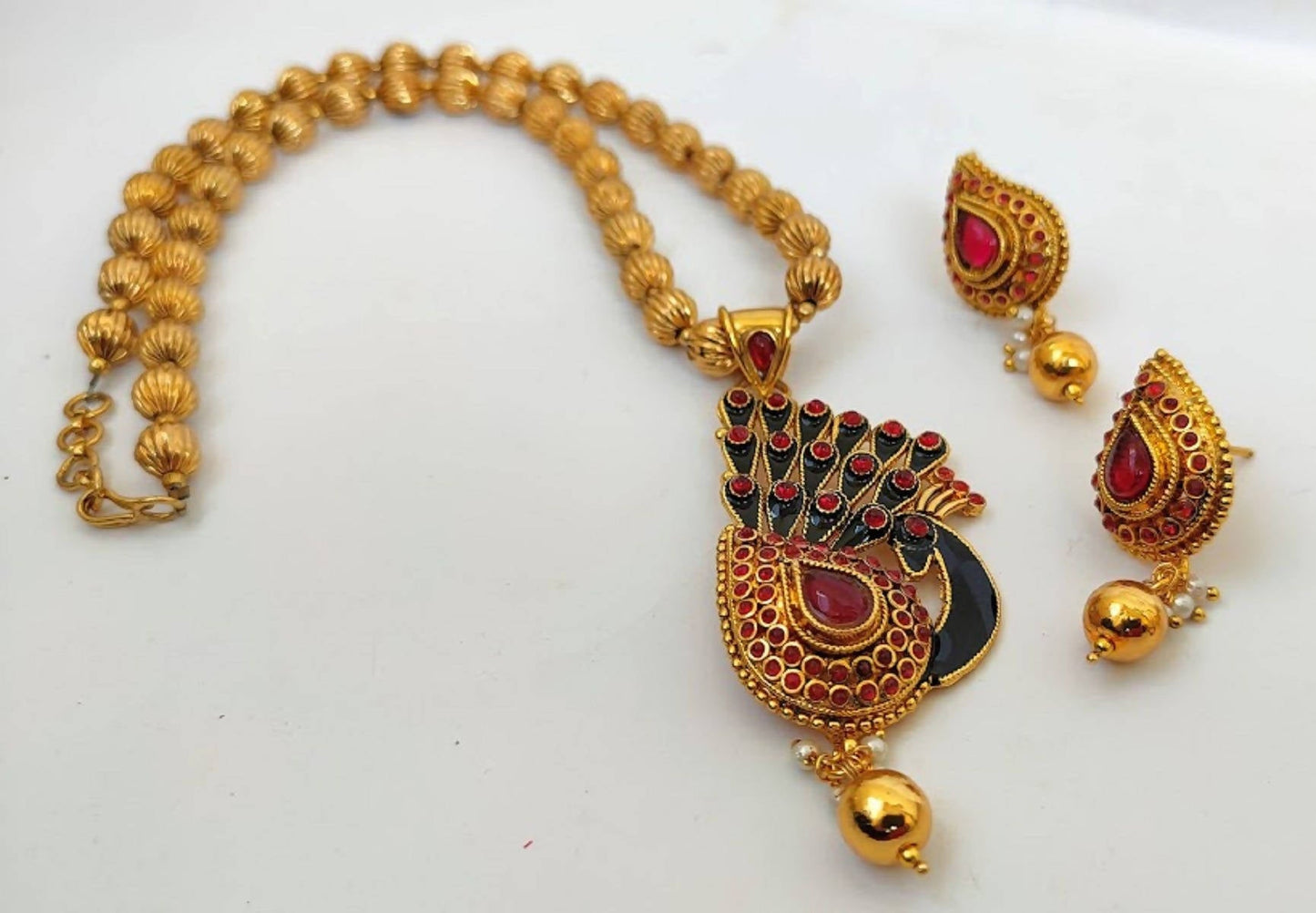 Pink Kemp Peacock Handmade Necklace Set - Swadesiicart